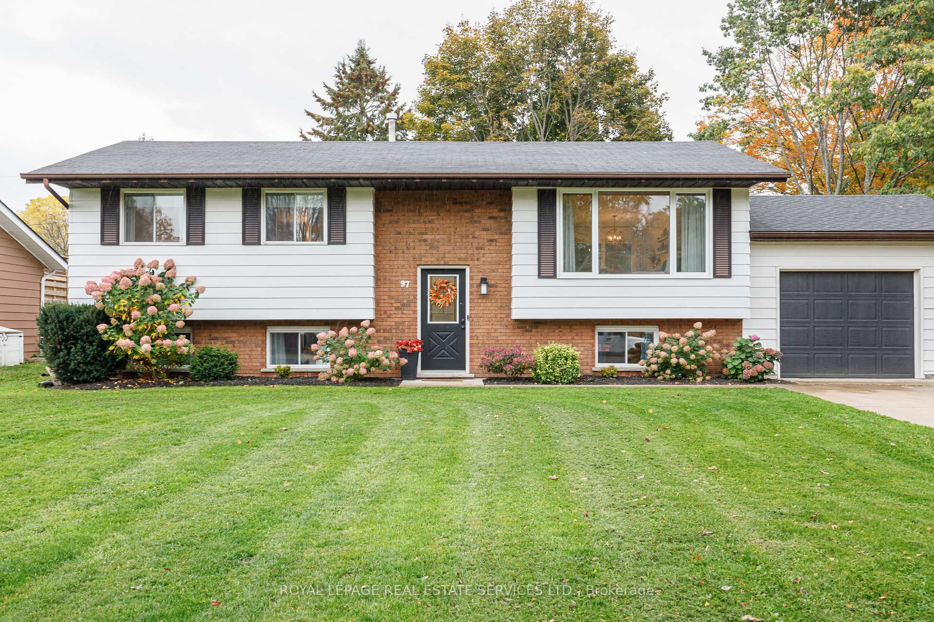 Front of 97 Farrar Street