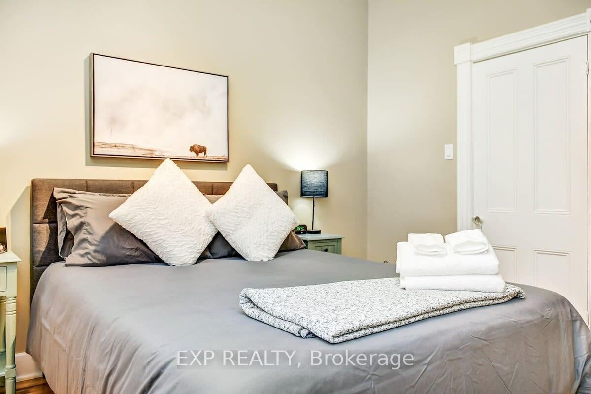 Photo 6 of 110 Bruyere Street, Ottawa, Lower Town/Byward Market — HOMEH