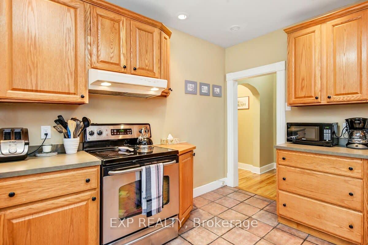 Photo 10 of 110 Bruyere Street, Ottawa, Lower Town/Byward Market — HOMEH