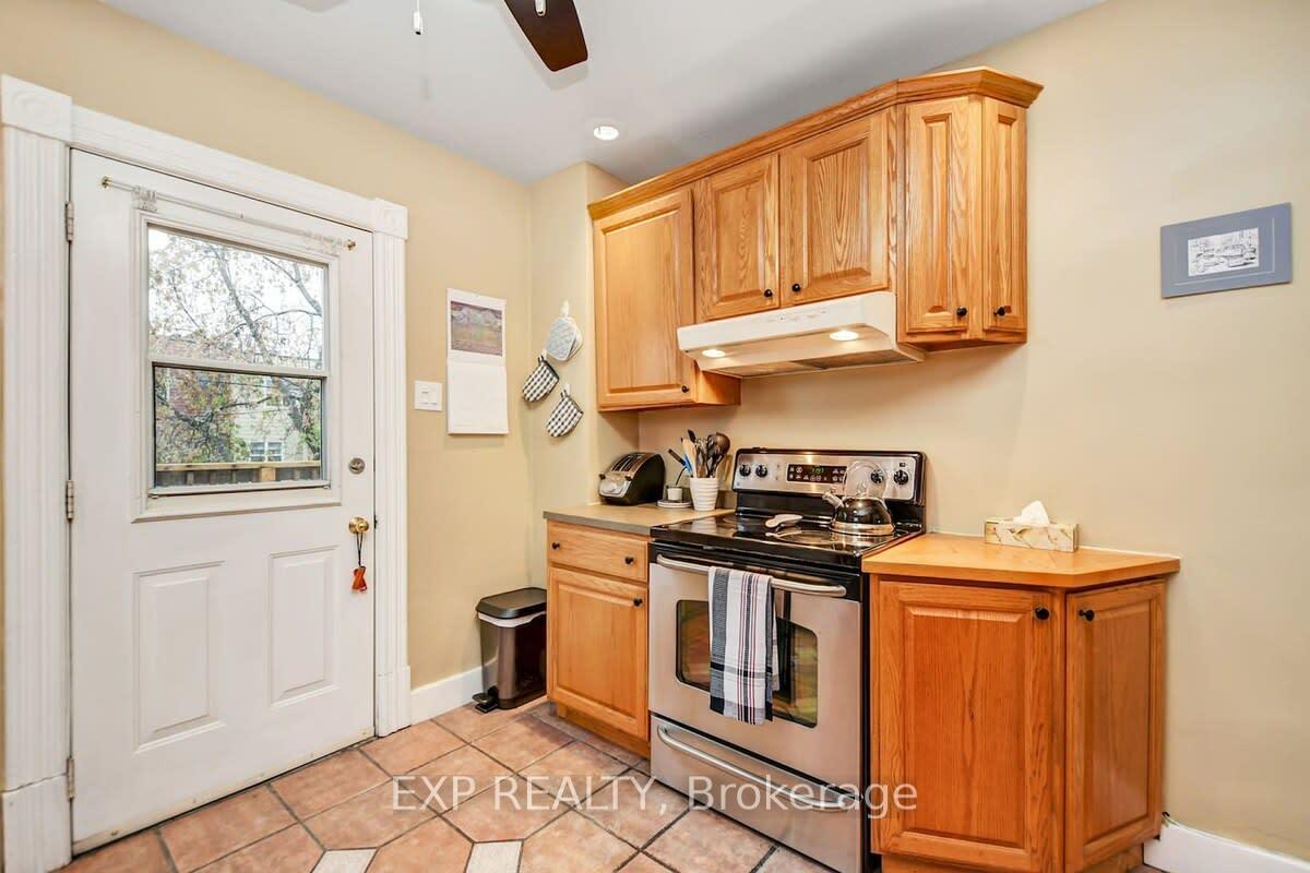 Photo 13 of 110 Bruyere Street, Ottawa, Lower Town/Byward Market — HOMEH