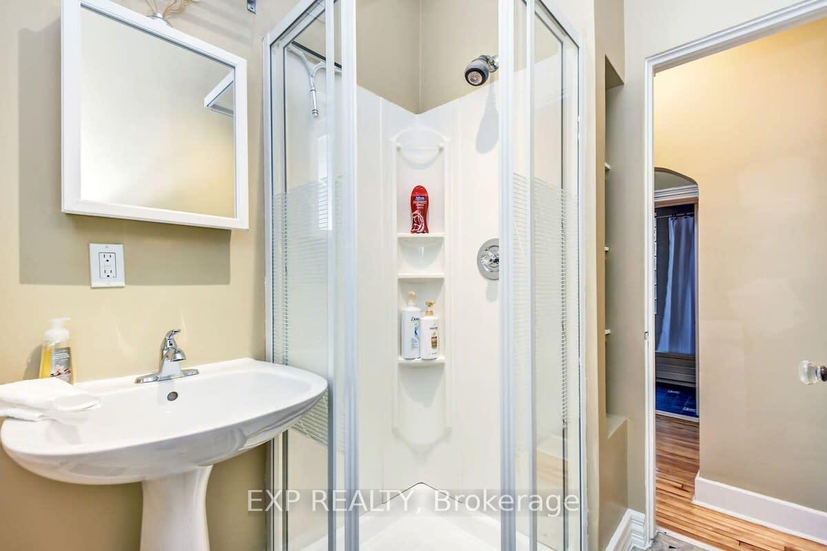 Photo 18 of 110 Bruyere Street, Ottawa, Lower Town/Byward Market — HOMEH