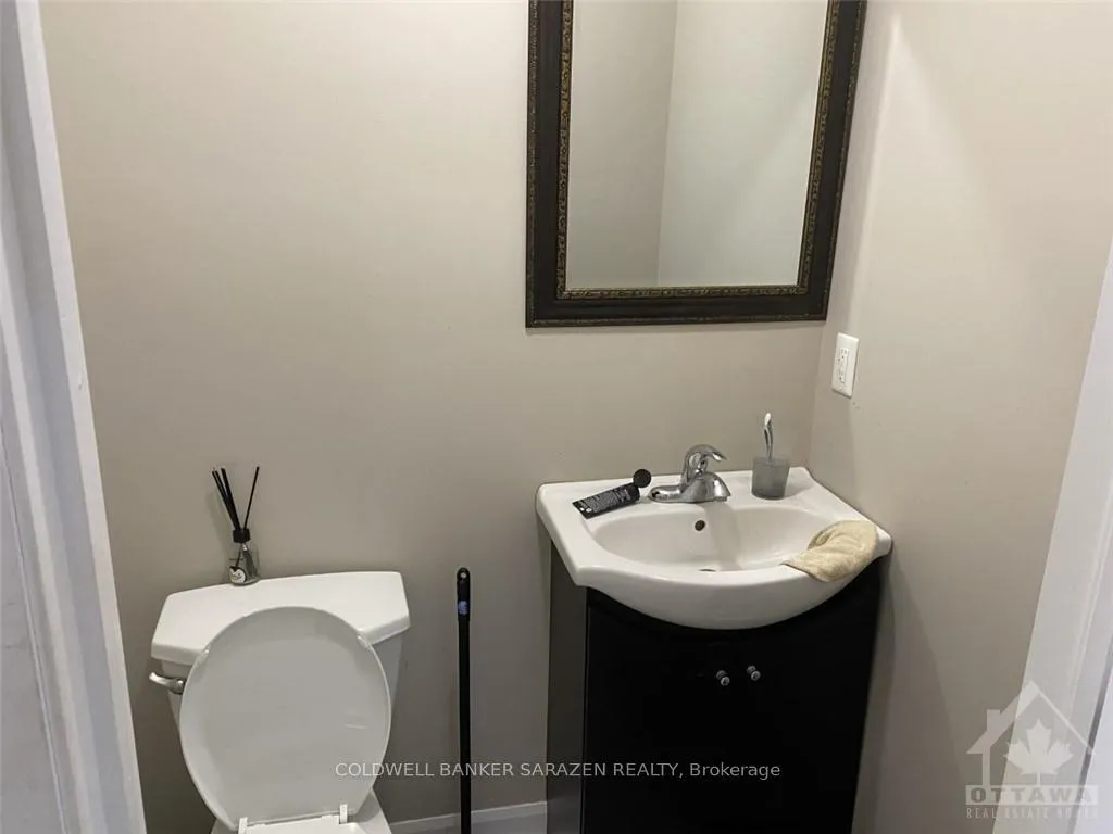 Photo 13 of 1256 Kitchener Avenue, Ottawa, Ellwood — HOMEH