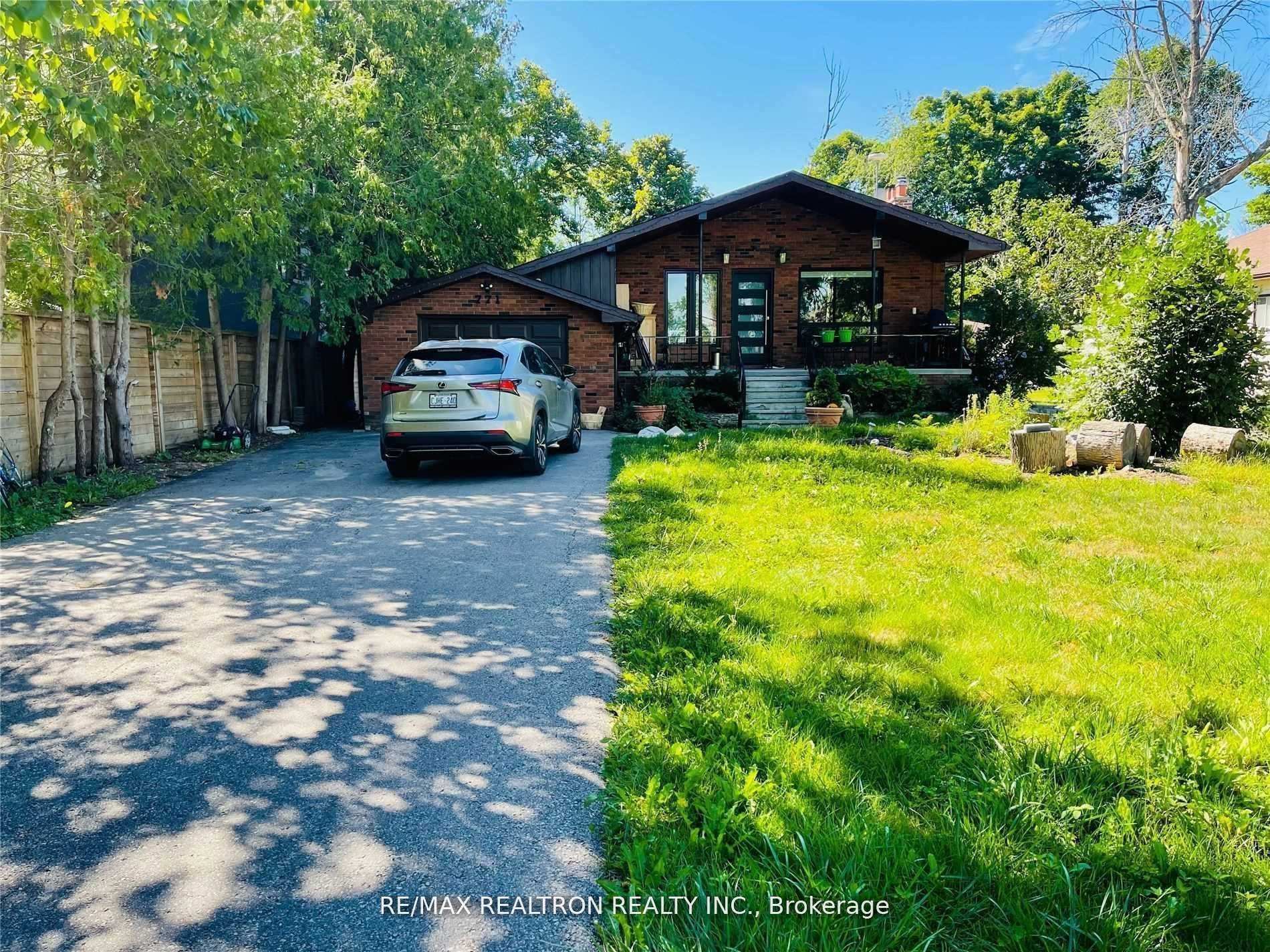 Front of Unit Main, 771 Cedarvale Drive