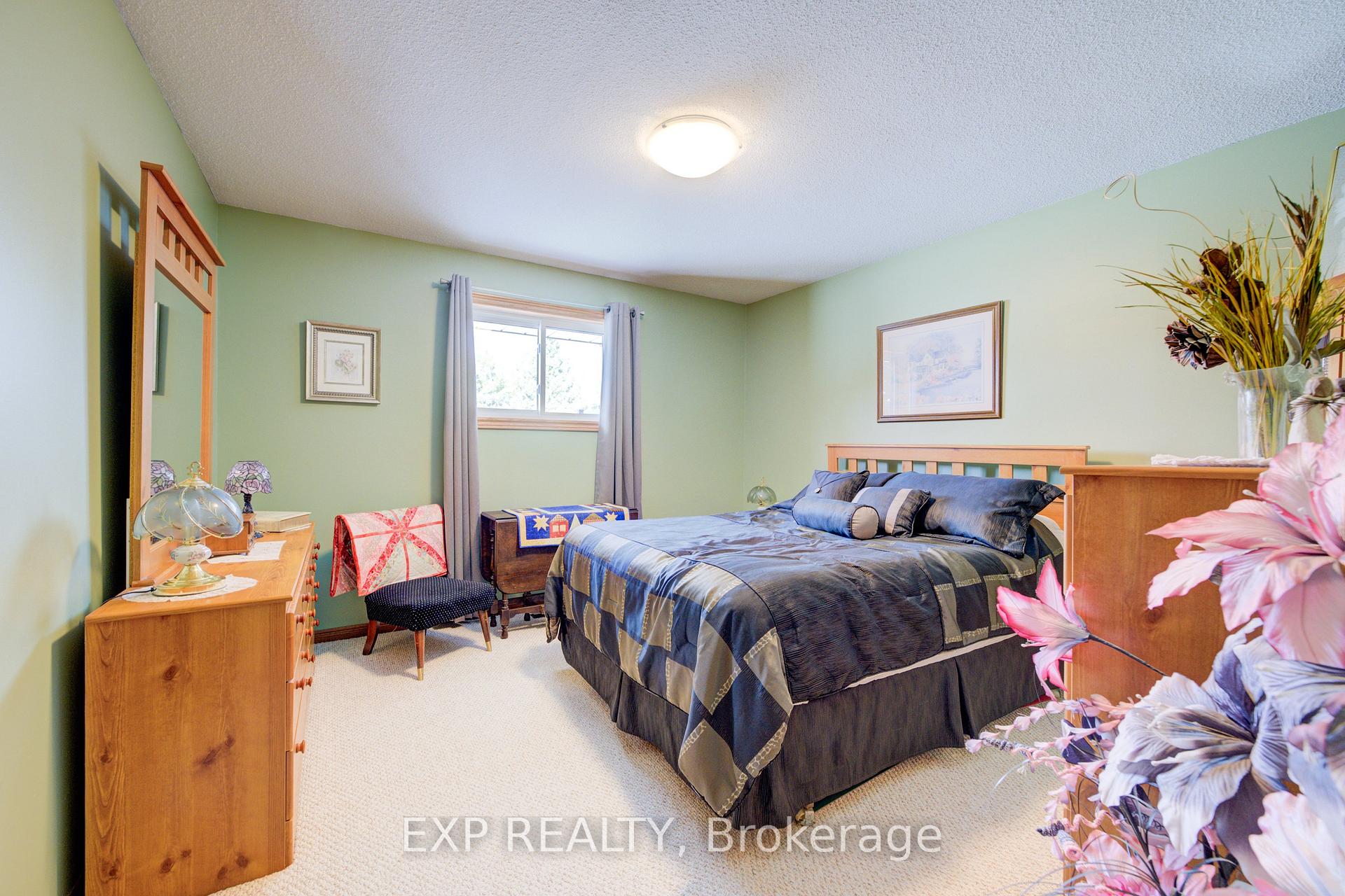 Photo 14 of 7134 Wellington Rd 11, Mapleton, Rural Mapleton — HOMEH