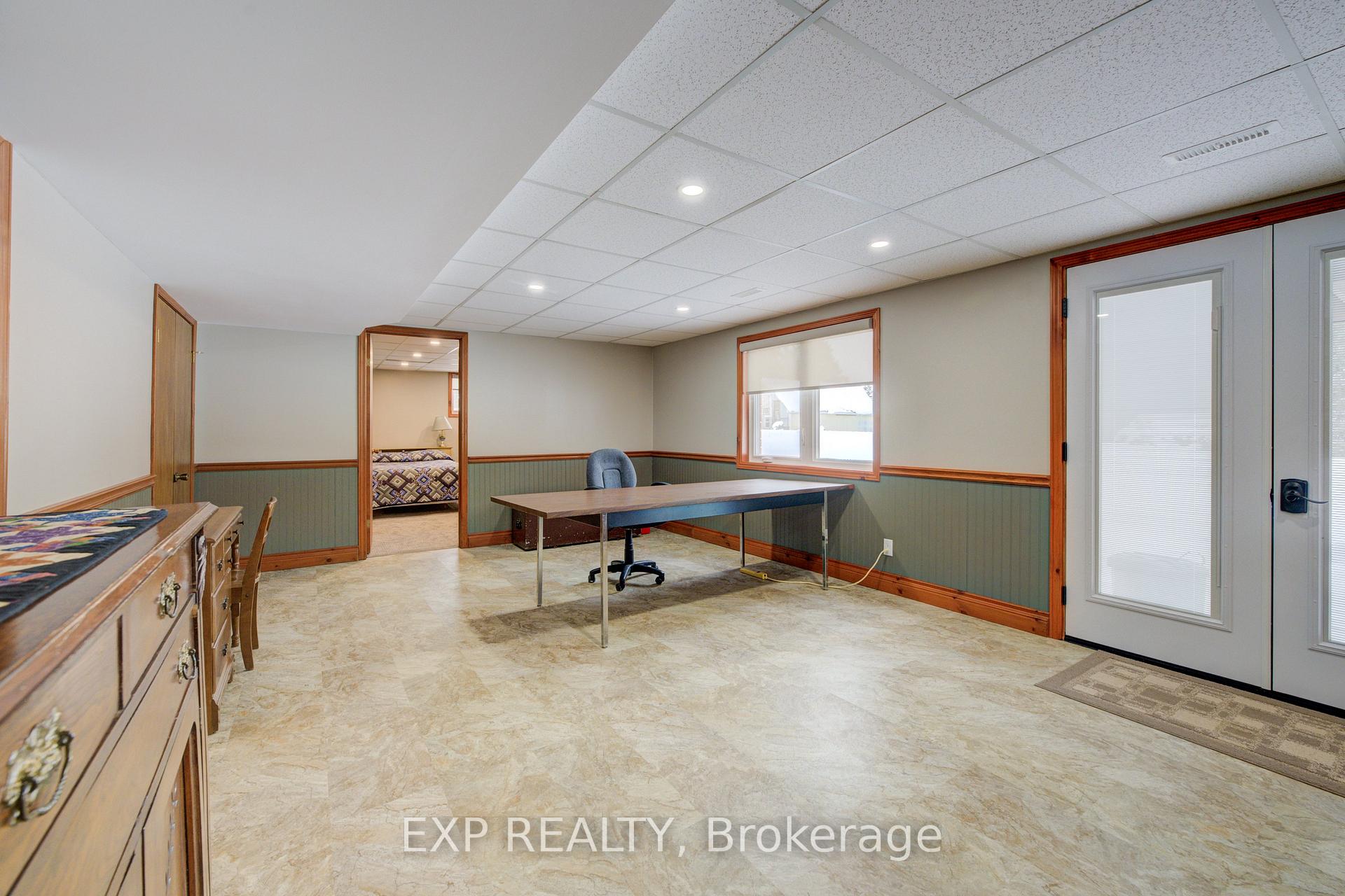 Photo 24 of 7134 Wellington Rd 11, Mapleton, Rural Mapleton — HOMEH