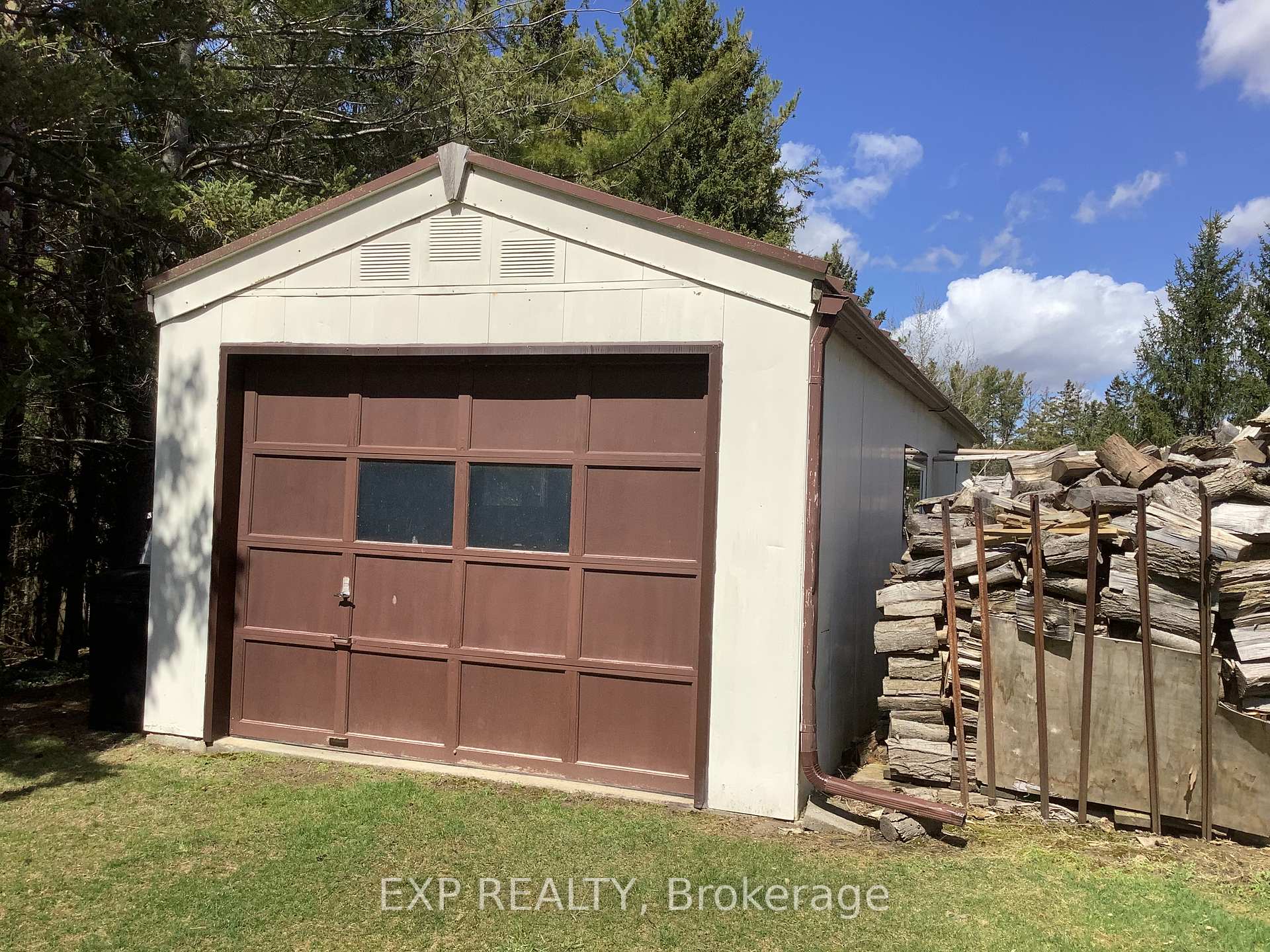 Photo 35 of 7134 Wellington Rd 11, Mapleton, Rural Mapleton — HOMEH