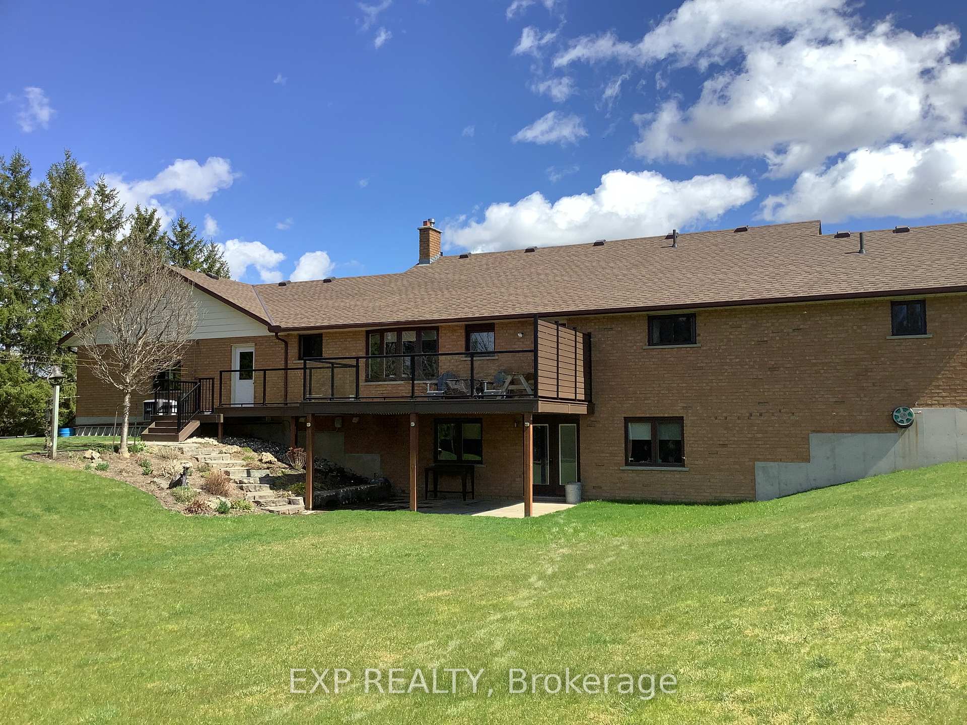 Photo 36 of 7134 Wellington Rd 11, Mapleton, Rural Mapleton — HOMEH