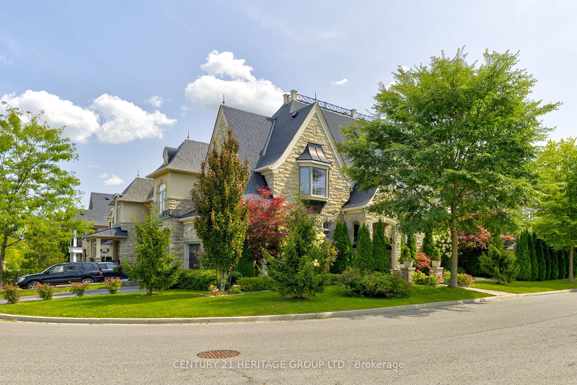 Photo 1 of 57 Robert Berry Crescent, King, King City — HOMEH