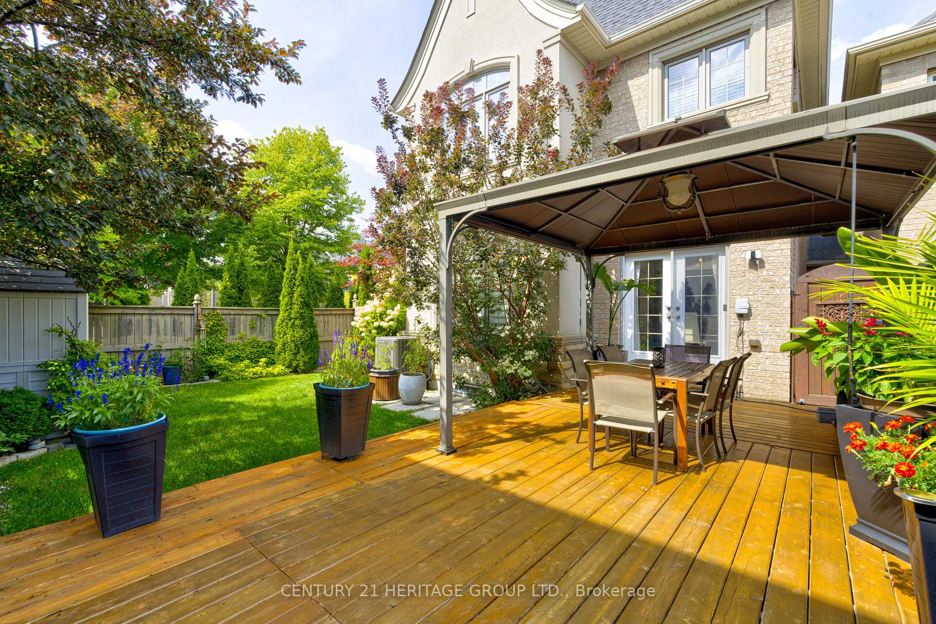 Photo 30 of 57 Robert Berry Crescent, King, King City — HOMEH