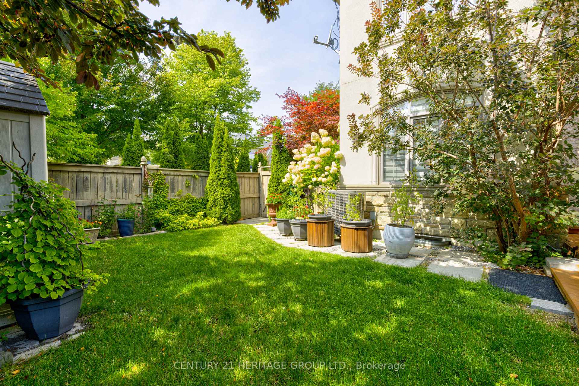 Photo 31 of 57 Robert Berry Crescent, King, King City — HOMEH