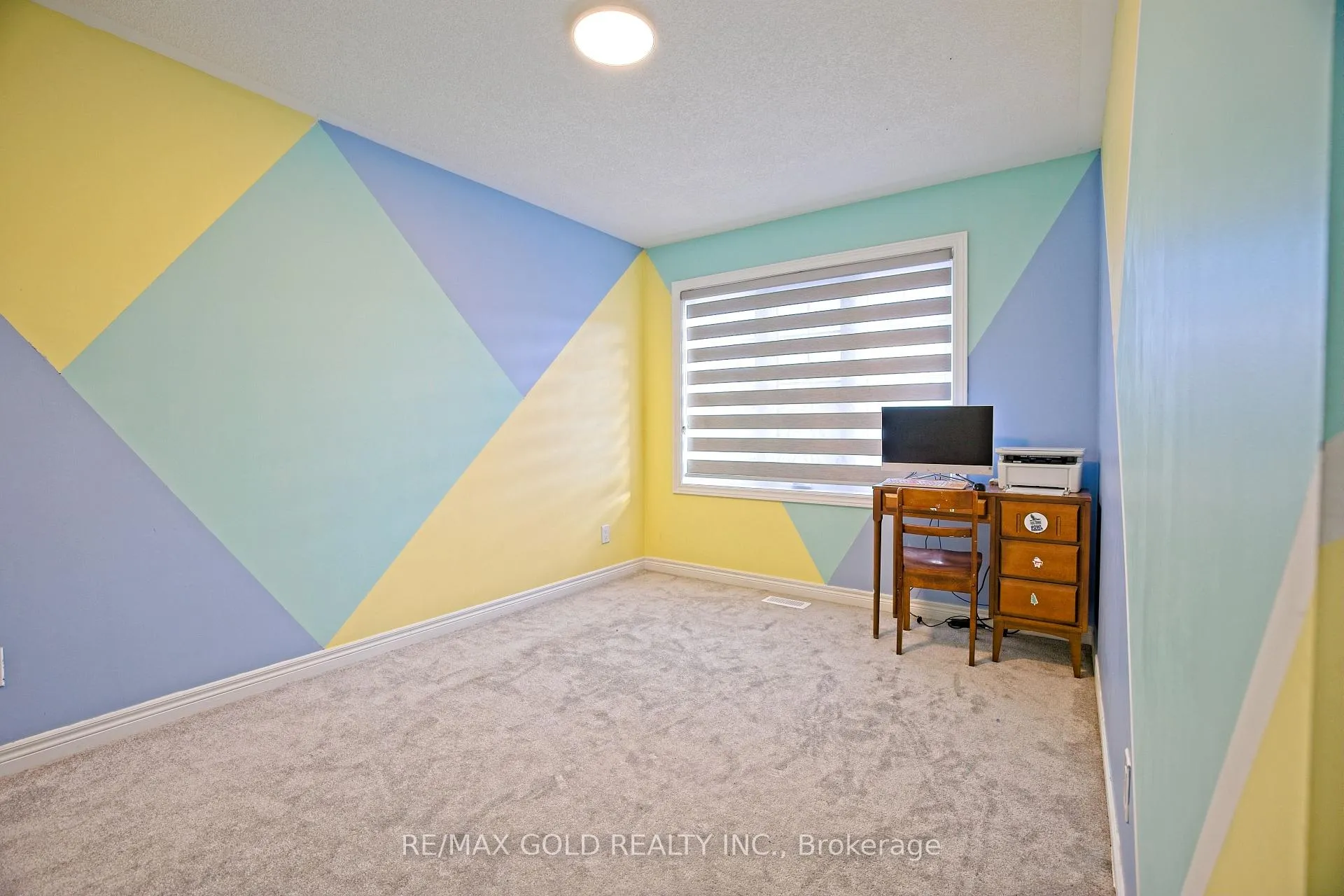 Photo 16 of 71 Gloria Street, Kitchener — HOMEH