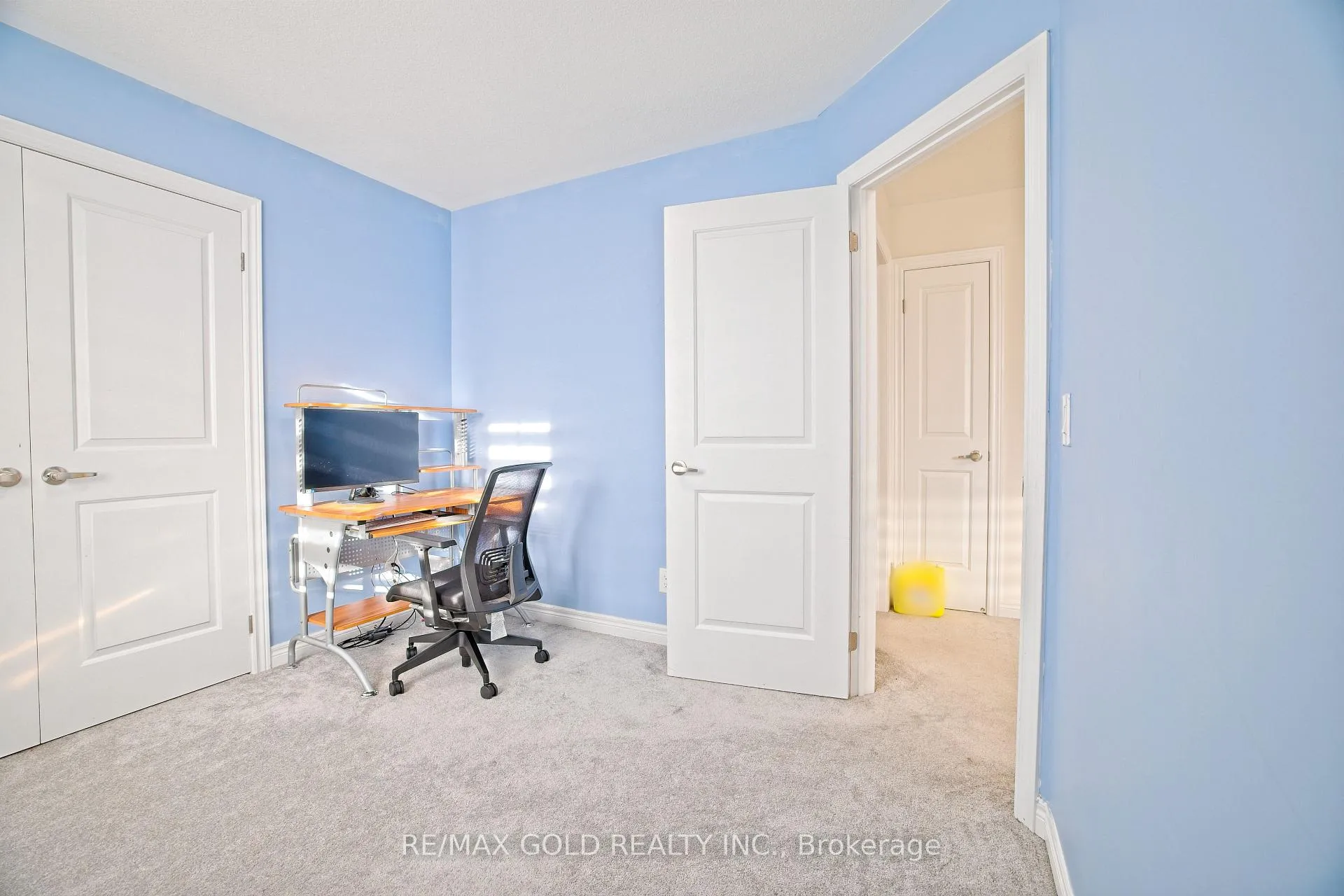 Photo 25 of 71 Gloria Street, Kitchener — HOMEH