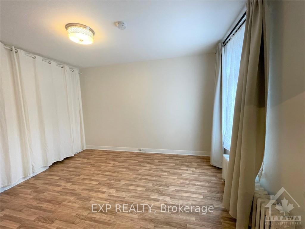 Photo 9 of Unit A, 166 Stewart Street, Ottawa, Sandy Hill — HOMEH