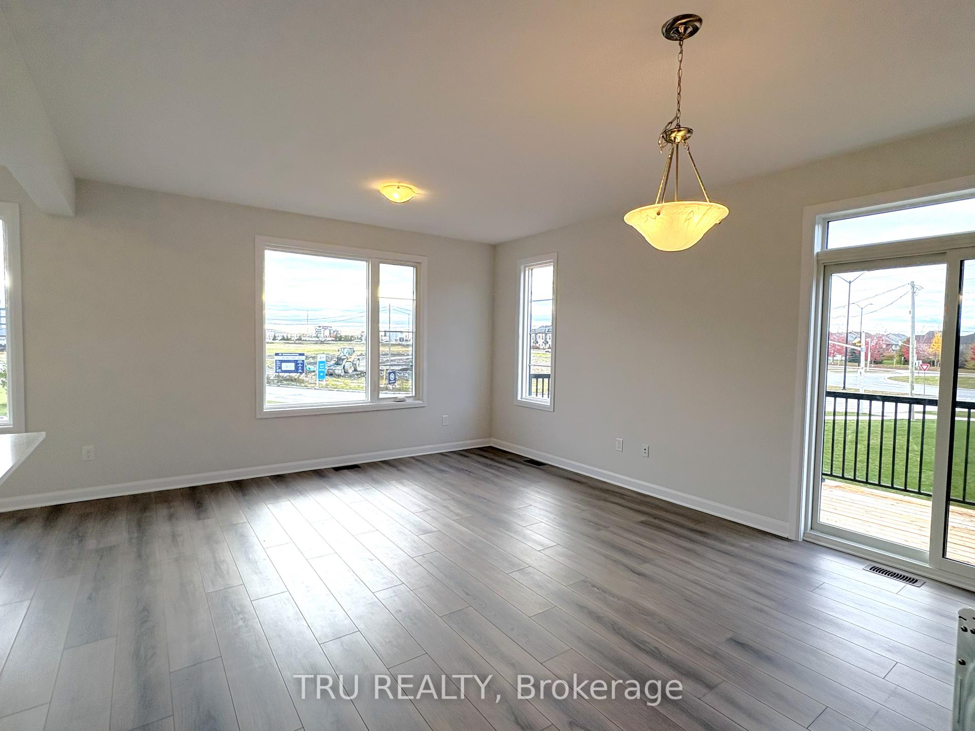 Photo 17 of 324 Clearpath Private, Ottawa, Kanata - Kanata Lakes/Heritage Hills — HOMEH