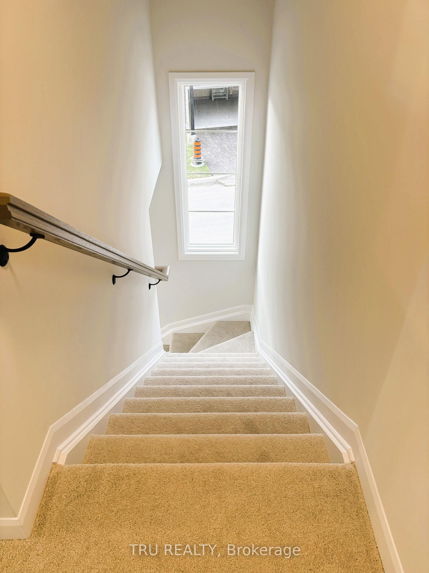 Photo 31 of 324 Clearpath Private, Ottawa, Kanata - Kanata Lakes/Heritage Hills — HOMEH