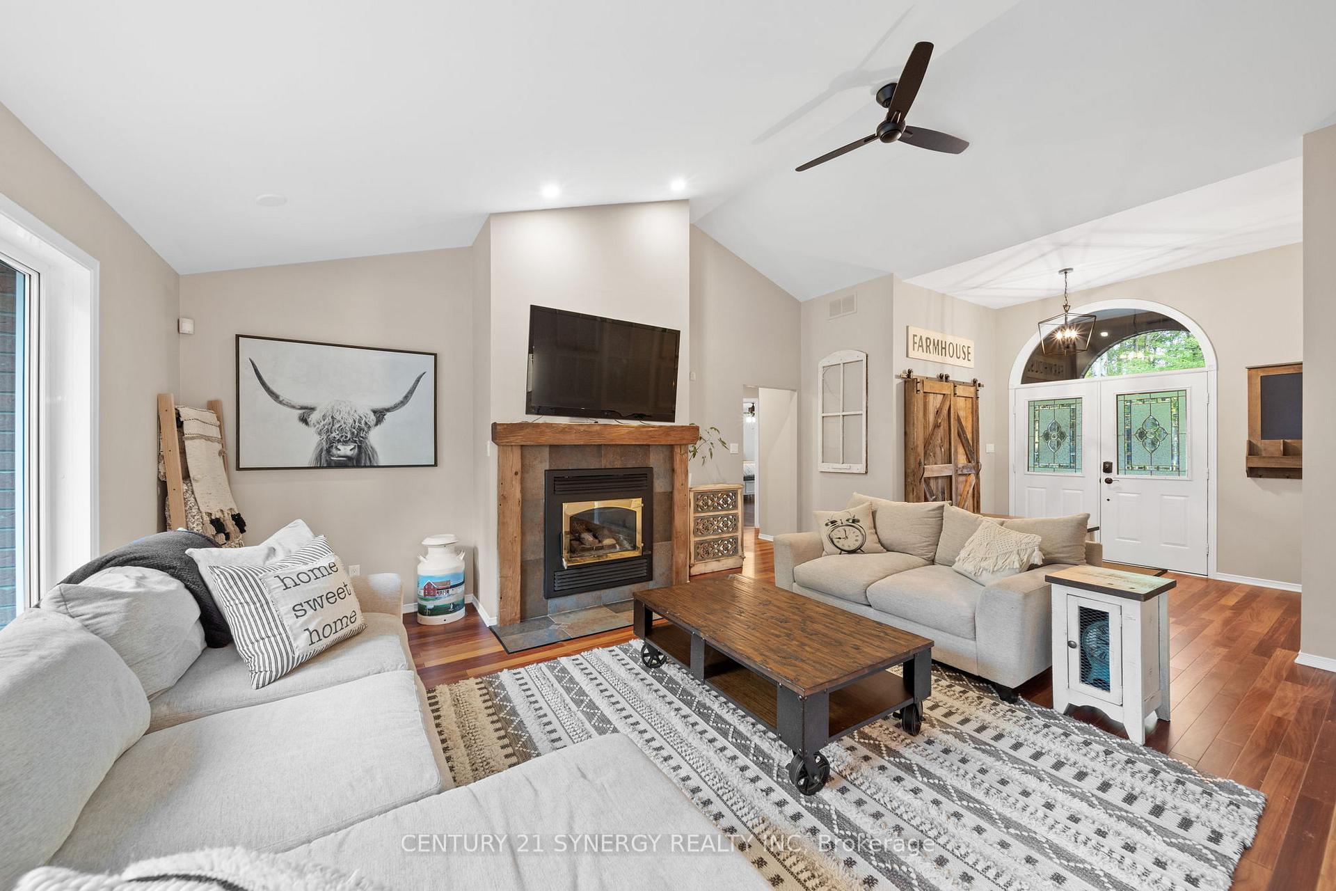 Photo 4 of 5487 Cedar Drive, Ottawa, Manotick East to Manotick Station — HOMEH