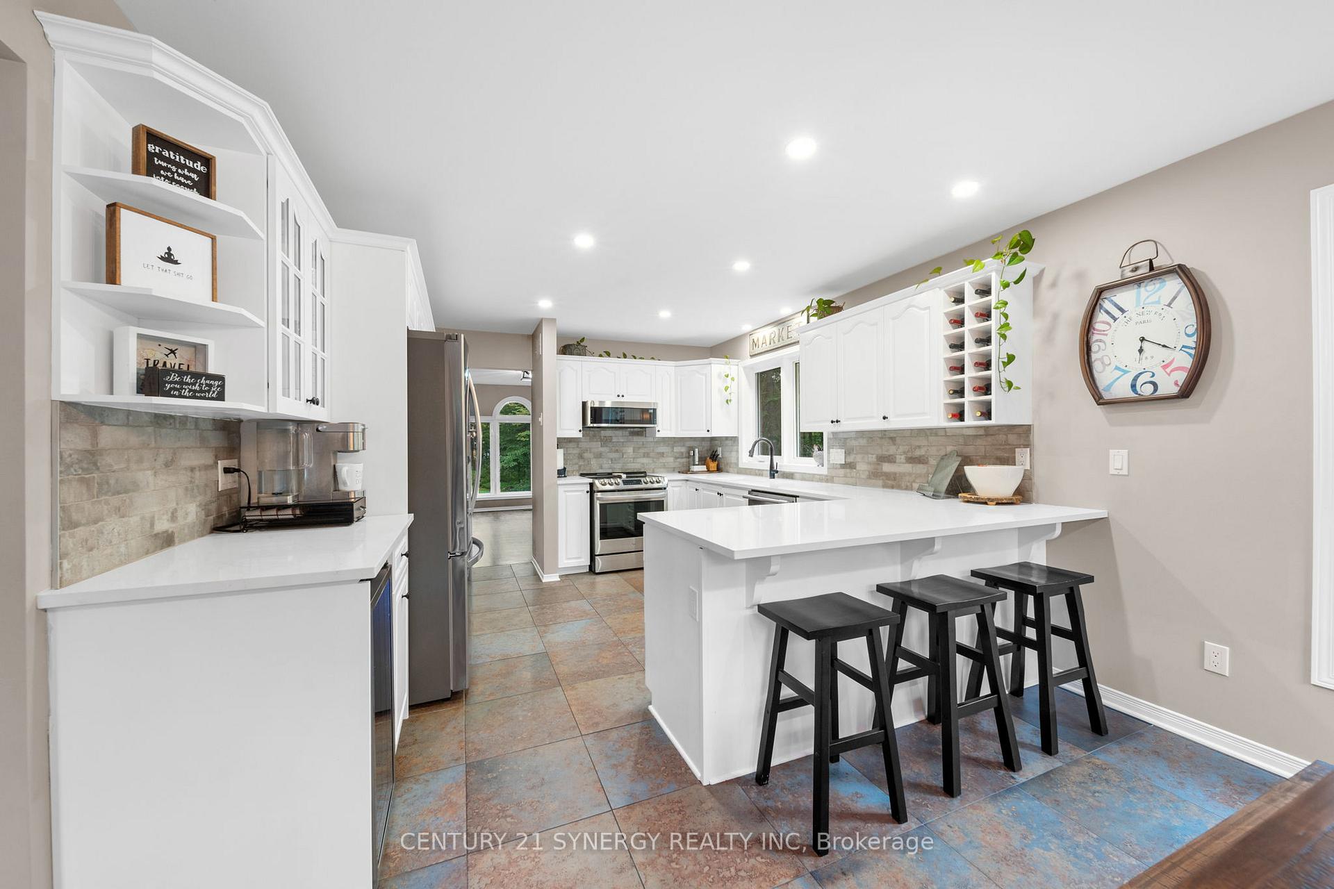 Photo 6 of 5487 Cedar Drive, Ottawa, Manotick East to Manotick Station — HOMEH
