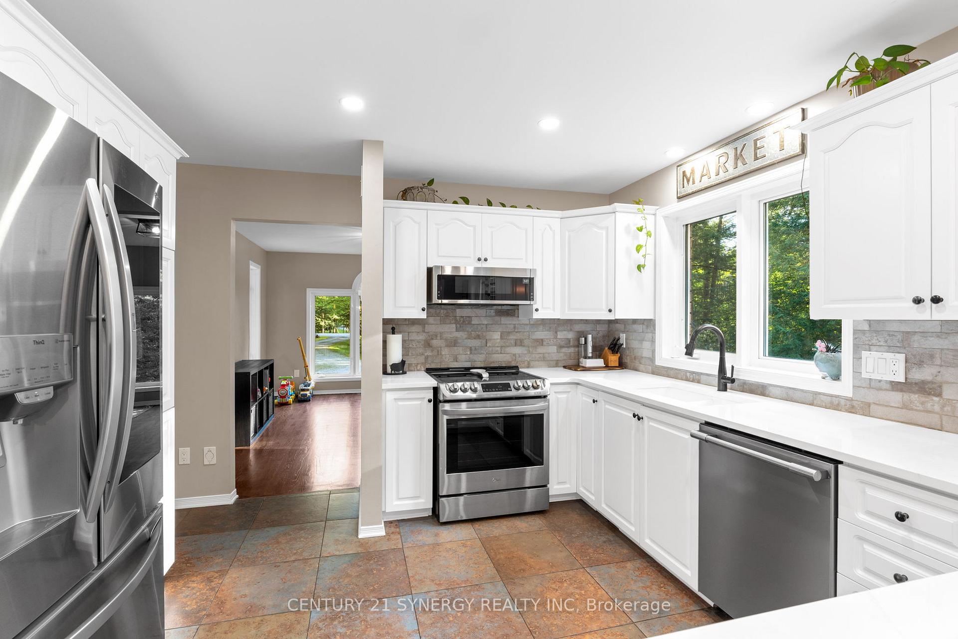 Photo 7 of 5487 Cedar Drive, Ottawa, Manotick East to Manotick Station — HOMEH