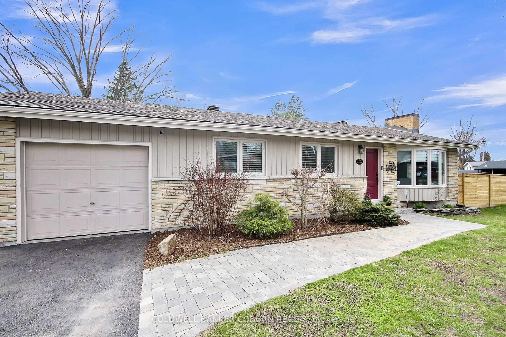 Photo 2 of 5274 Driscoll Drive, Ottawa, Manotick Long Island & Nicholls Island — HOMEH