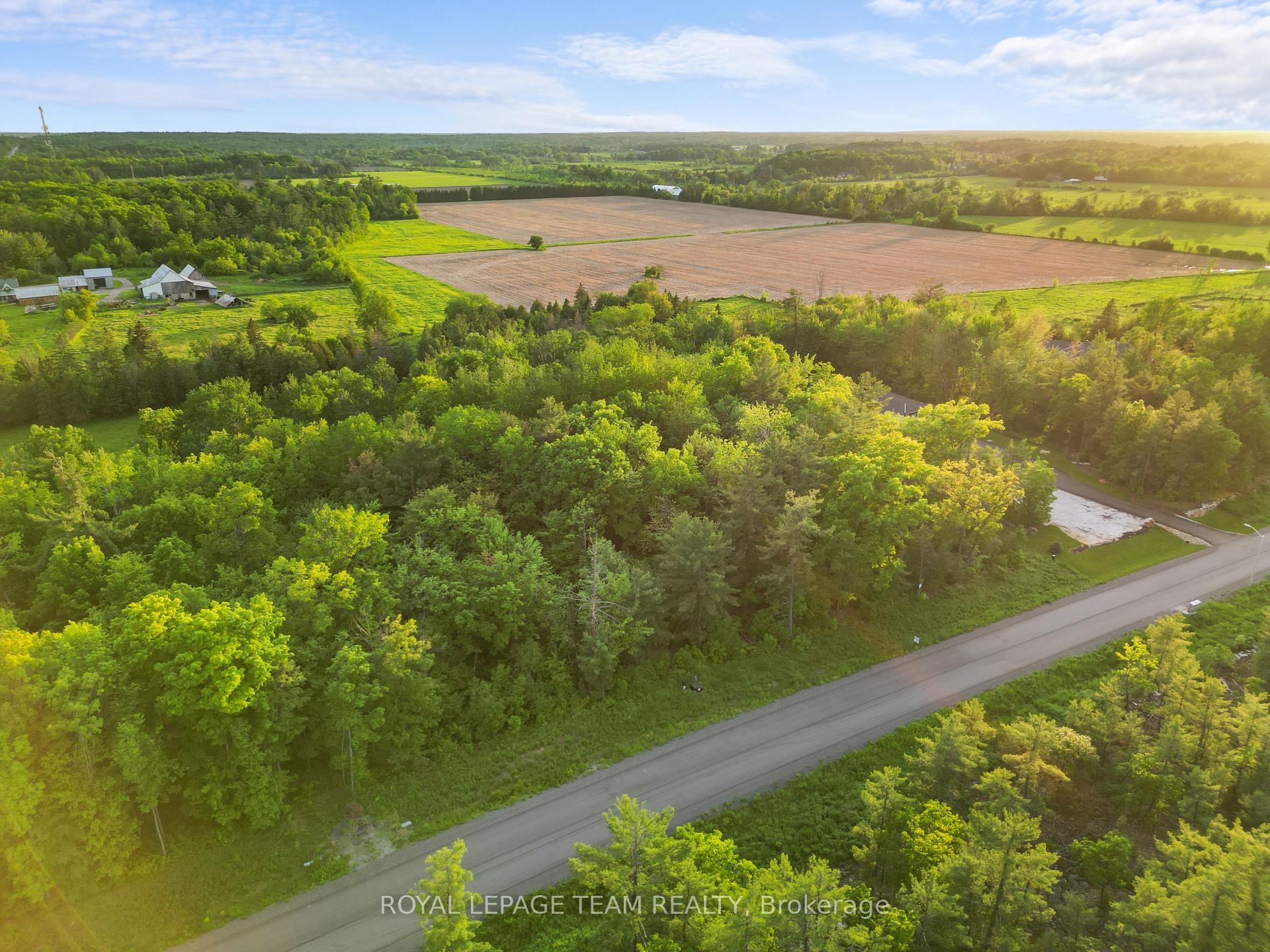 Photo 8 of 148 Derbeyshire Street, Ottawa, Kanata - Kanata (North West) — HOMEH