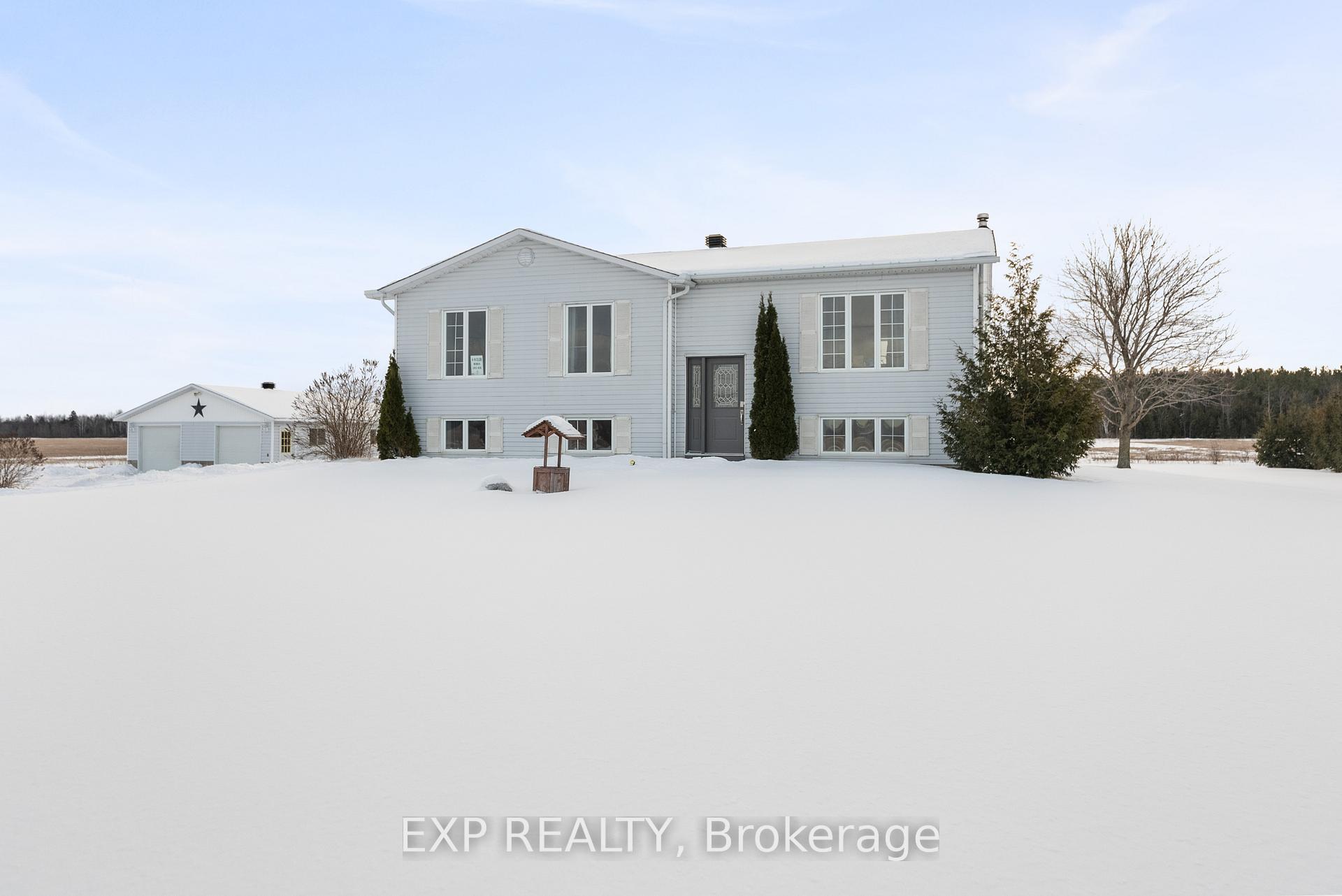 Front of 2337 Lochwinnoch Road