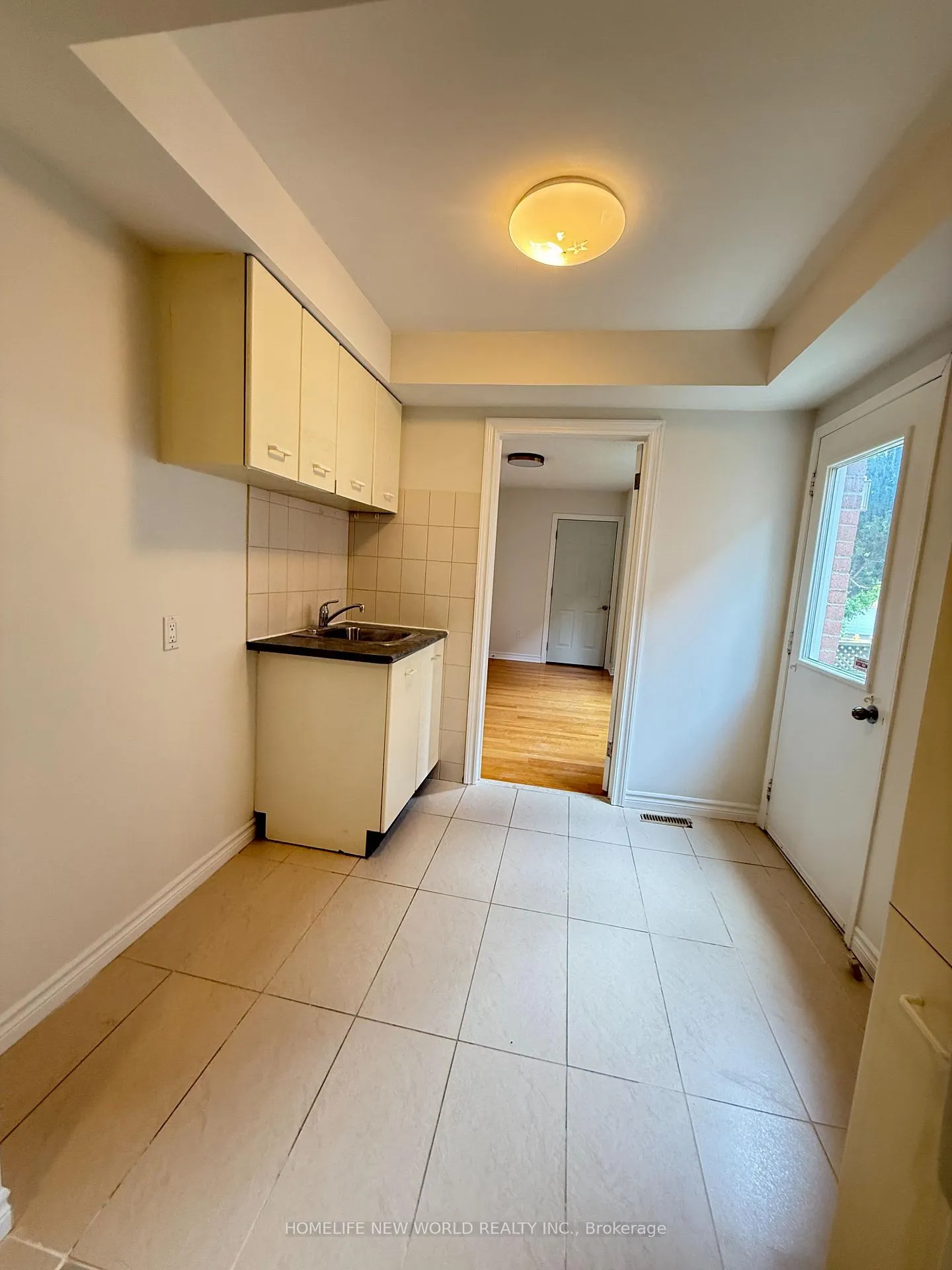 Photo 11 of 106 Morrison Crescent, Markham, Buttonville — HOMEH