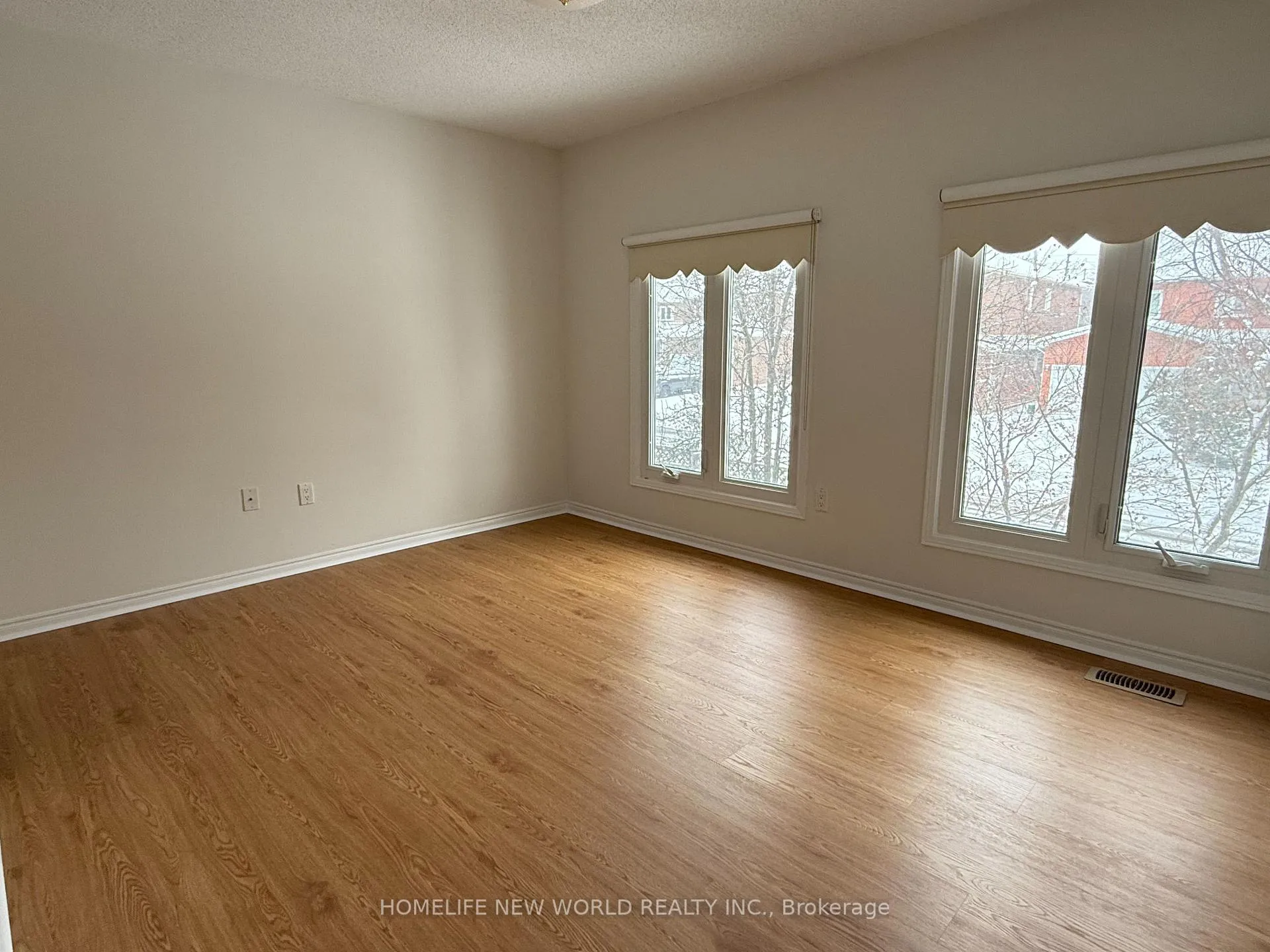 Photo 15 of 106 Morrison Crescent, Markham, Buttonville — HOMEH