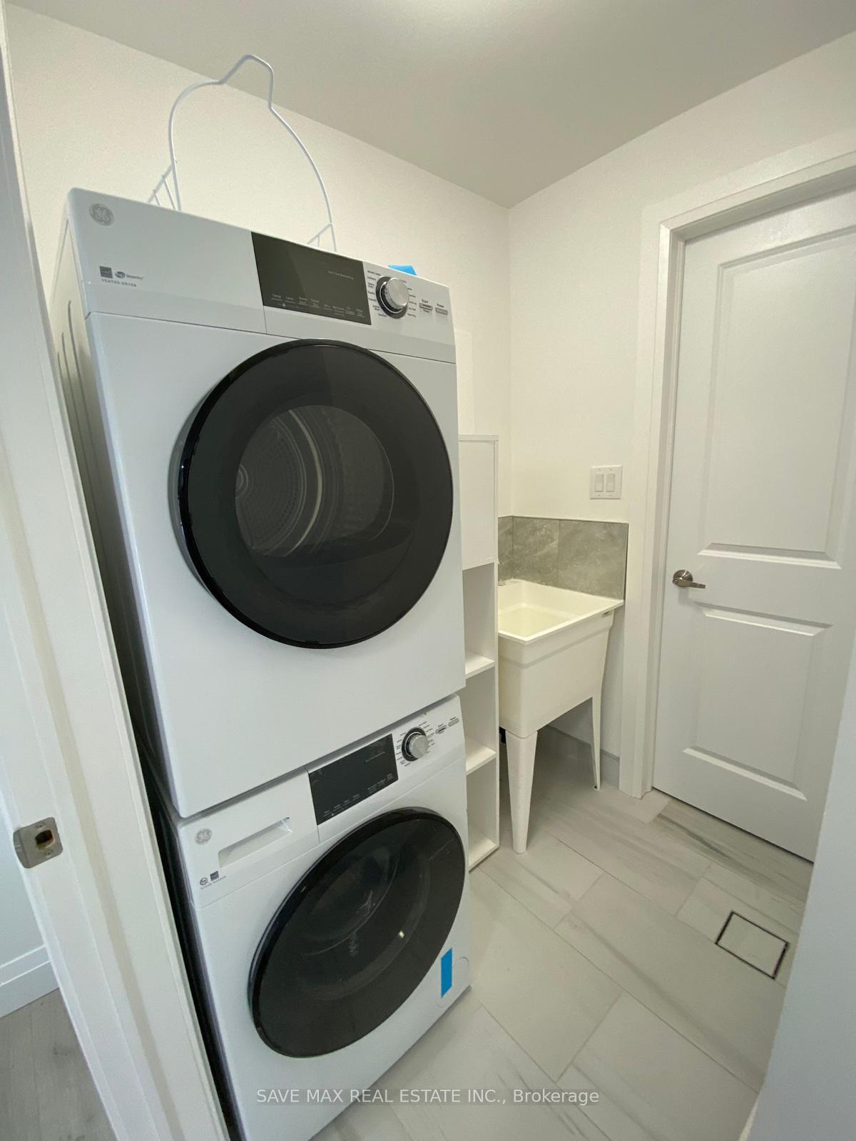 Photo 13 of 528 Nathalie Crescent, Kitchener — HOMEH