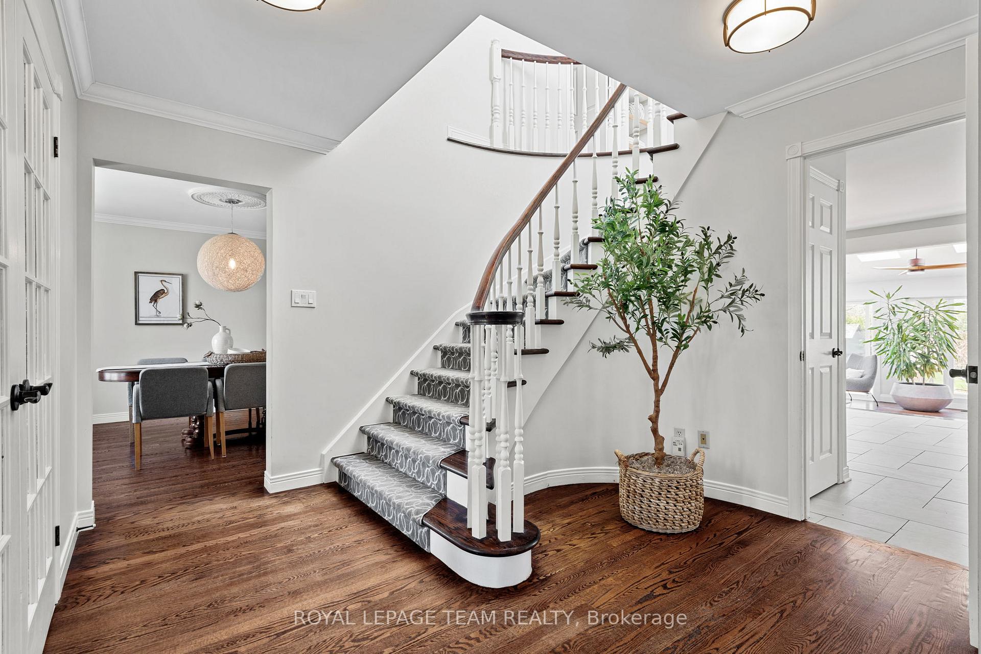 Photo 4 of 1317 Revell Drive, Ottawa, Manotick Village & Manotick Estates — HOMEH