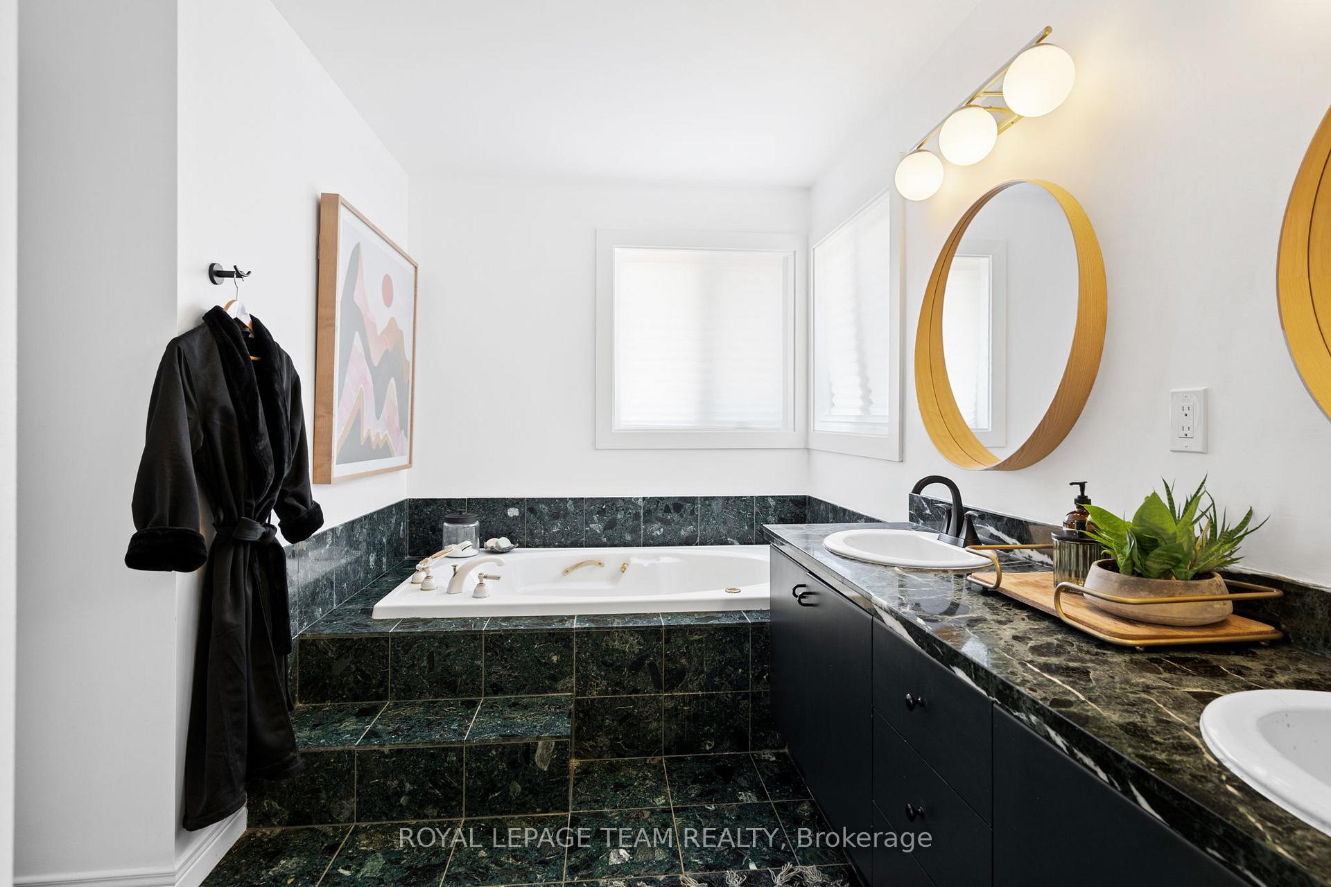Photo 29 of 1317 Revell Drive, Ottawa, Manotick Village & Manotick Estates — HOMEH