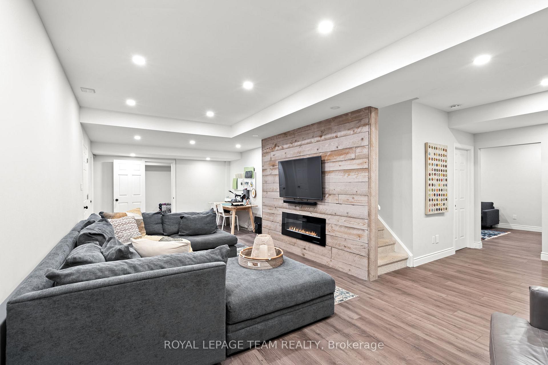 Photo 36 of 1317 Revell Drive, Ottawa, Manotick Village & Manotick Estates — HOMEH