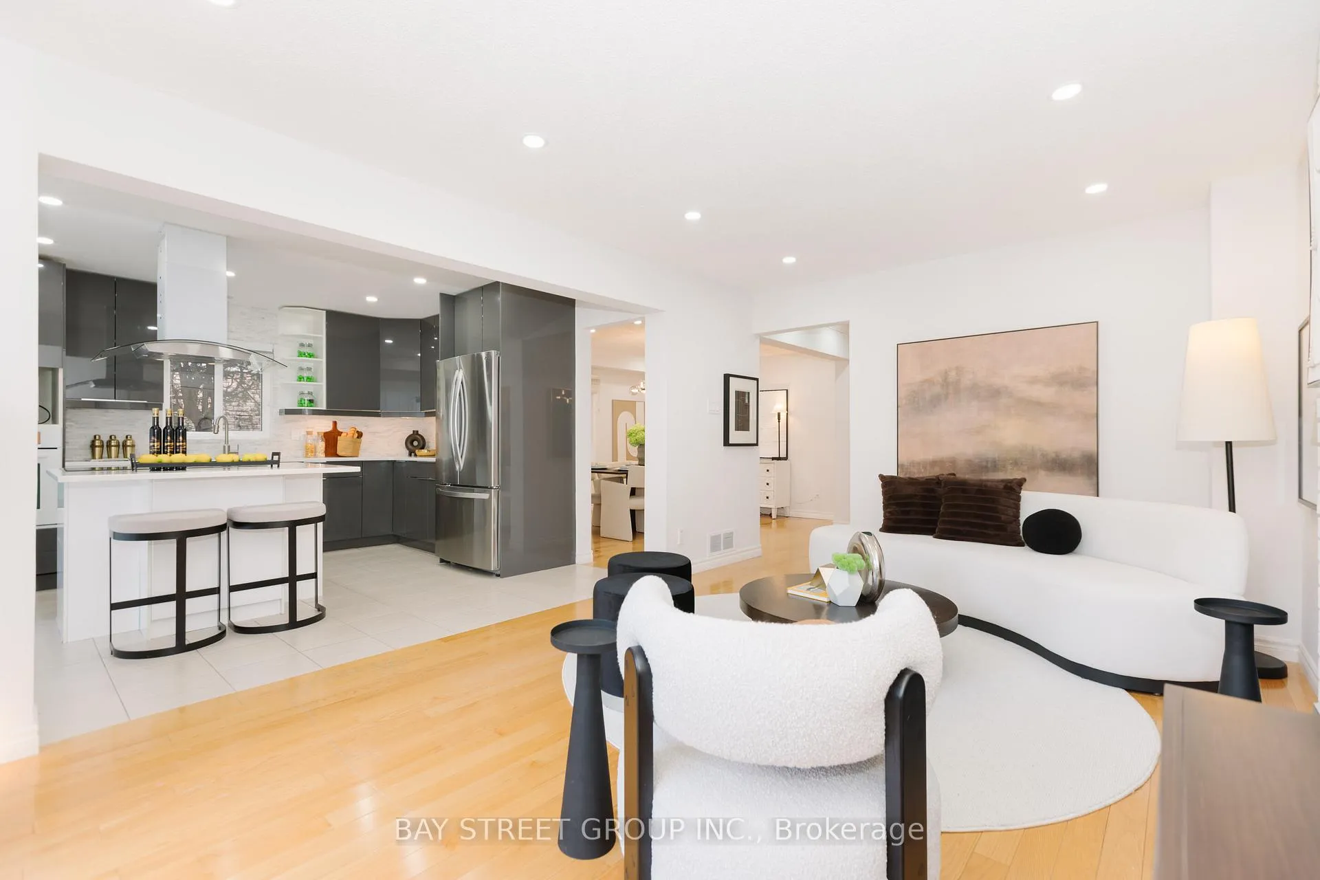 Photo 14 of 75 Breckonwood Crescent, Markham, Aileen-Willowbrook — HOMEH