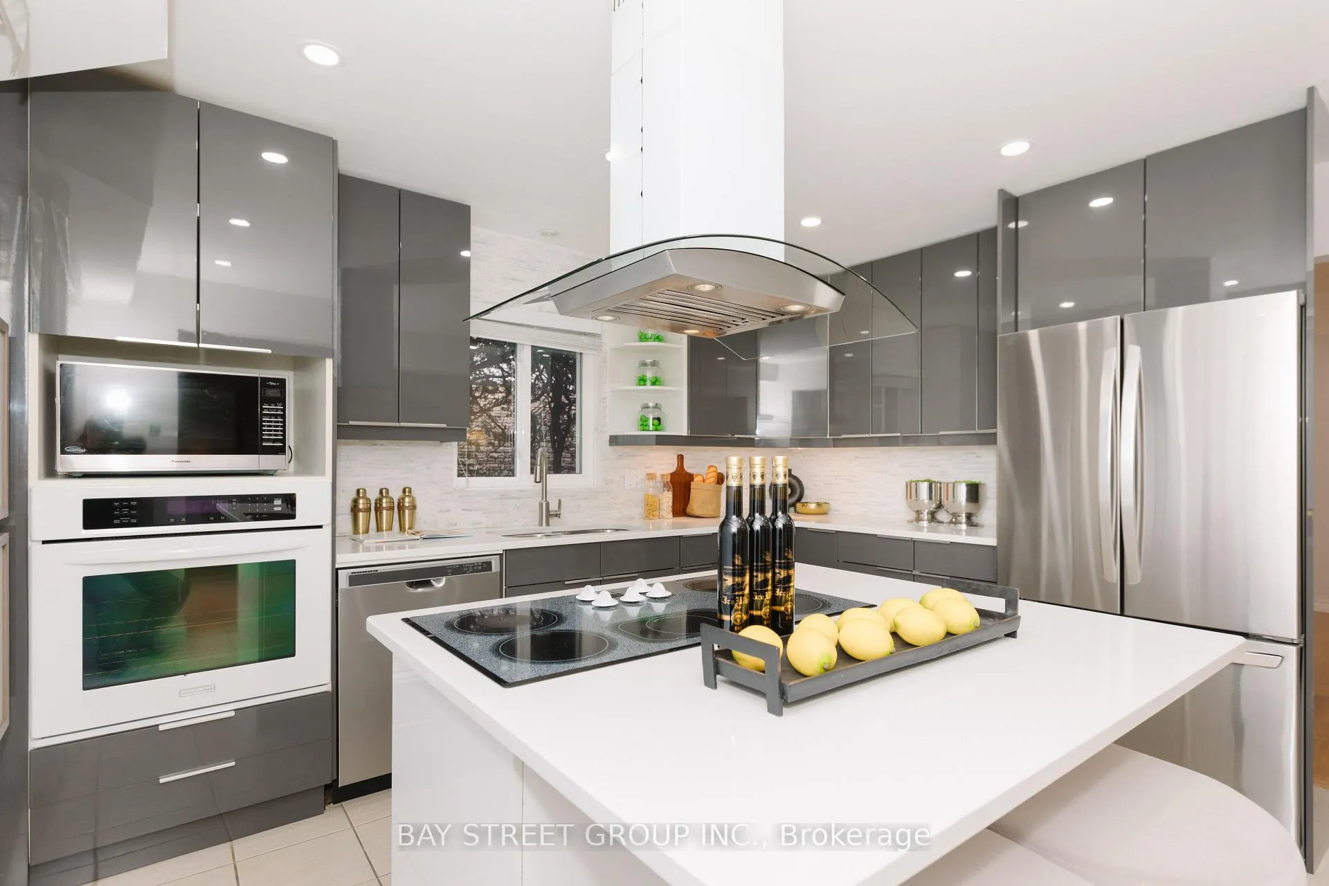 Photo 18 of 75 Breckonwood Crescent, Markham, Aileen-Willowbrook — HOMEH