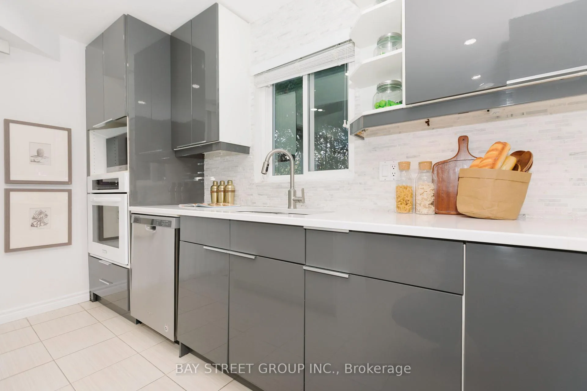 Photo 21 of 75 Breckonwood Crescent, Markham, Aileen-Willowbrook — HOMEH