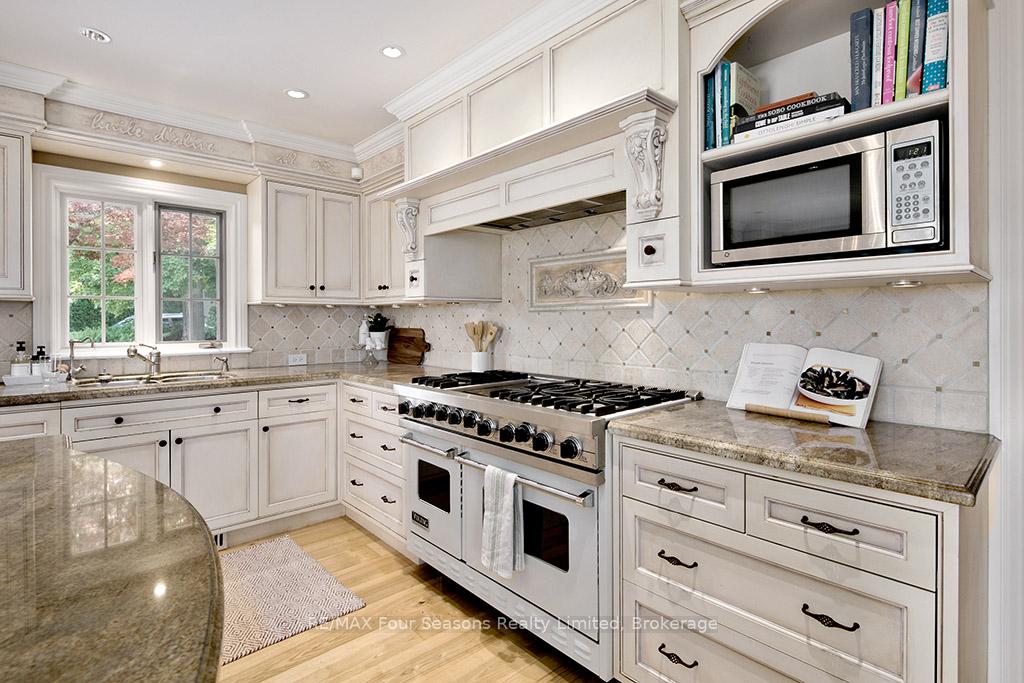 Photo 15 of 395 Grandview Drive, Meaford — HOMEH