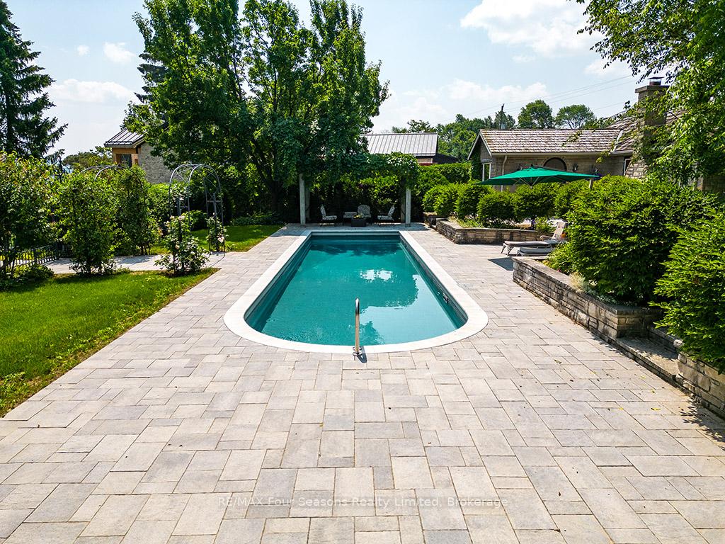 Photo 23 of 395 Grandview Drive, Meaford — HOMEH