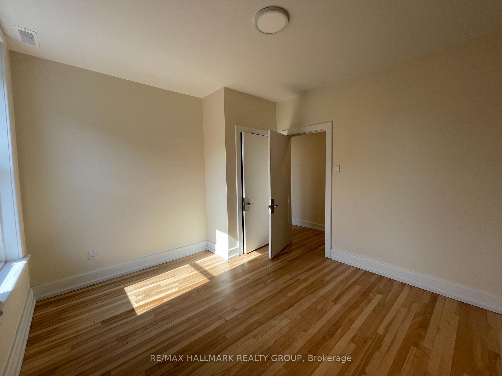 Photo 8 of Unit 1, 135 Murray Street, Ottawa, Lower Town/Byward Market — HOMEH