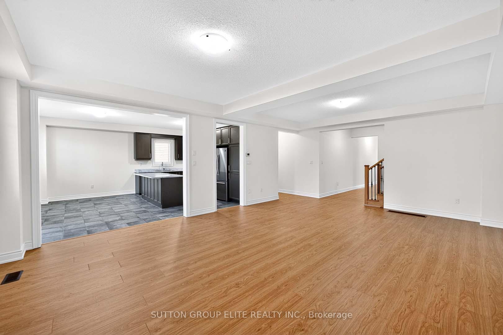 Photo 8 of 351 Humphrey Street, Hamilton, Waterdown — HOMEH