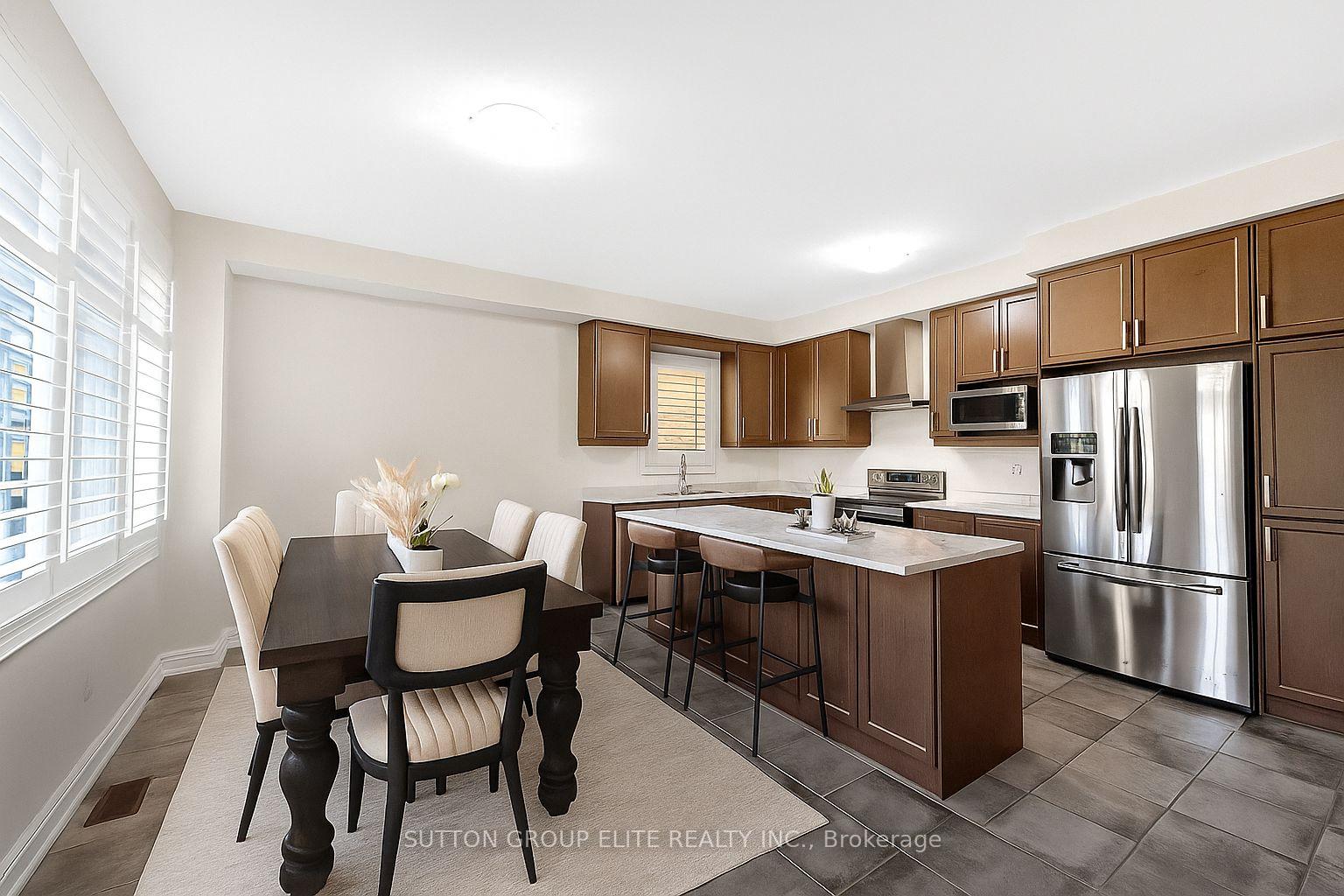 Photo 11 of 351 Humphrey Street, Hamilton, Waterdown — HOMEH