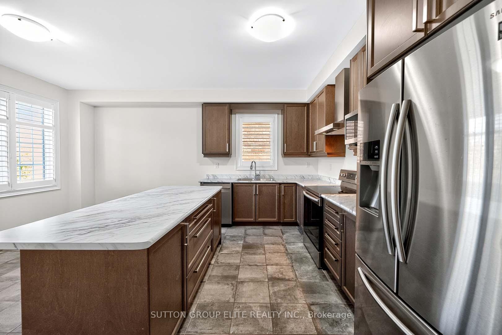 Photo 15 of 351 Humphrey Street, Hamilton, Waterdown — HOMEH
