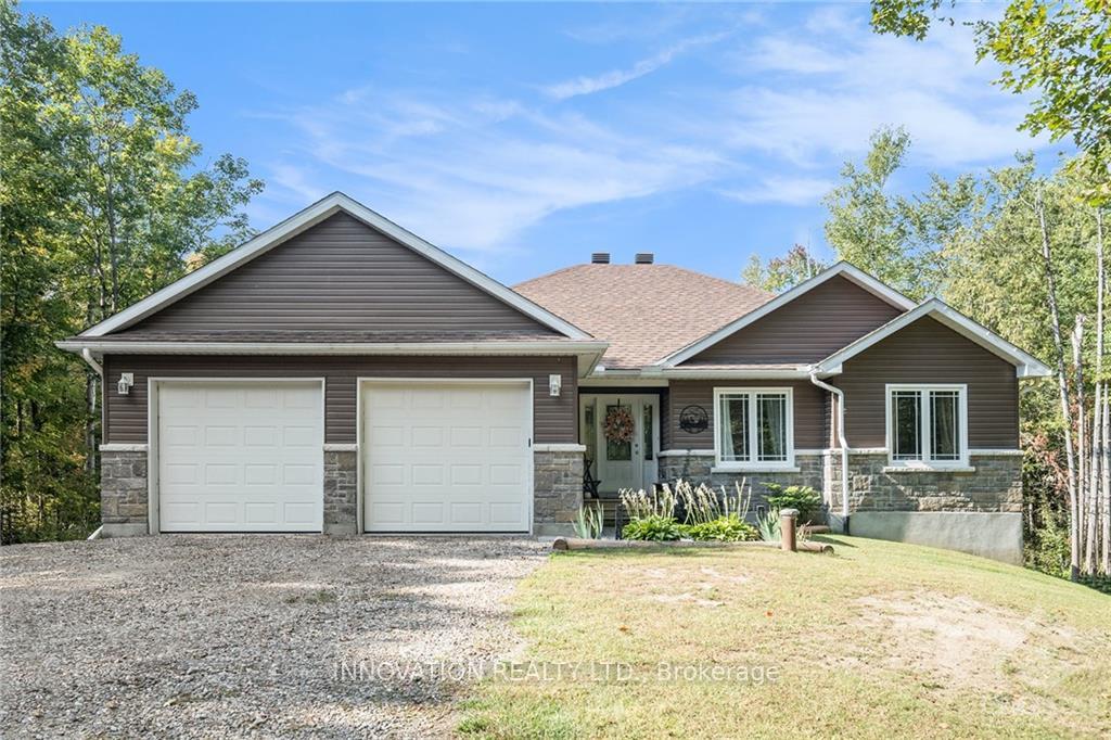Front of 1523 Garden Of Eden Road