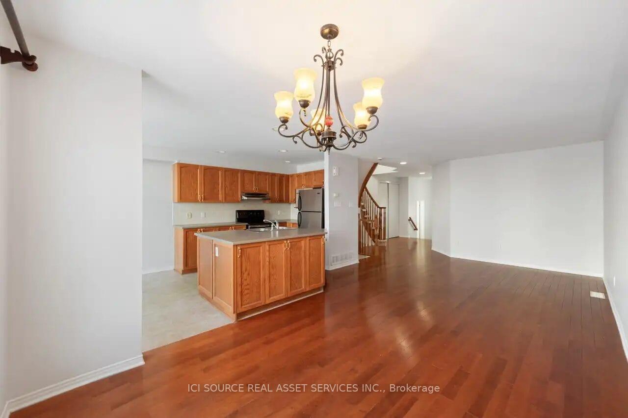 Photo 6 of 239 Meadowbreeze Drive, Ottawa, Kanata - Emerald Meadows/Trailwest — HOMEH