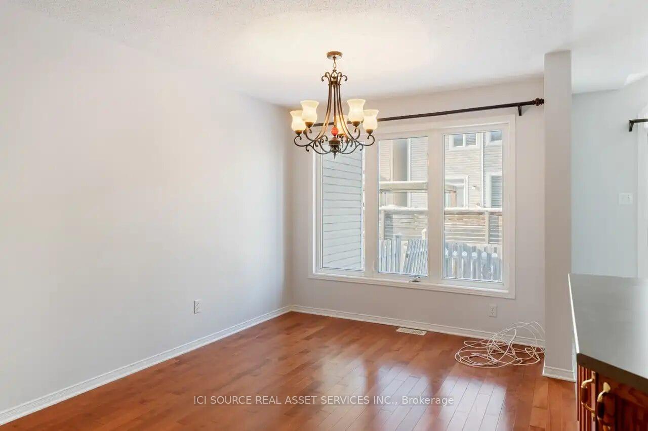 Photo 12 of 239 Meadowbreeze Drive, Ottawa, Kanata - Emerald Meadows/Trailwest — HOMEH