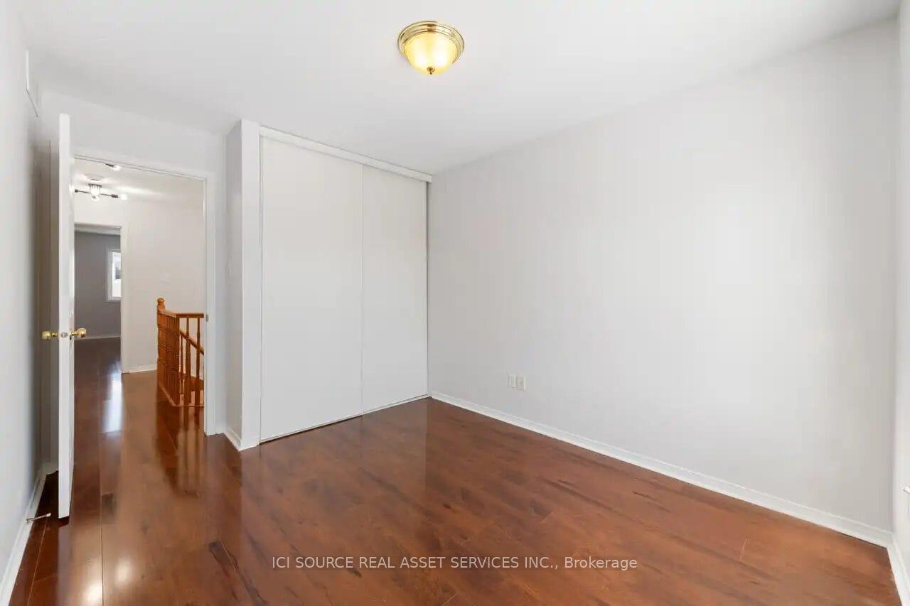 Photo 16 of 239 Meadowbreeze Drive, Ottawa, Kanata - Emerald Meadows/Trailwest — HOMEH