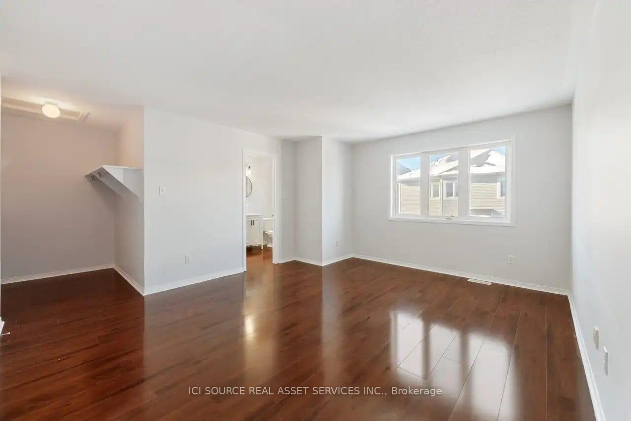 Photo 18 of 239 Meadowbreeze Drive, Ottawa, Kanata - Emerald Meadows/Trailwest — HOMEH