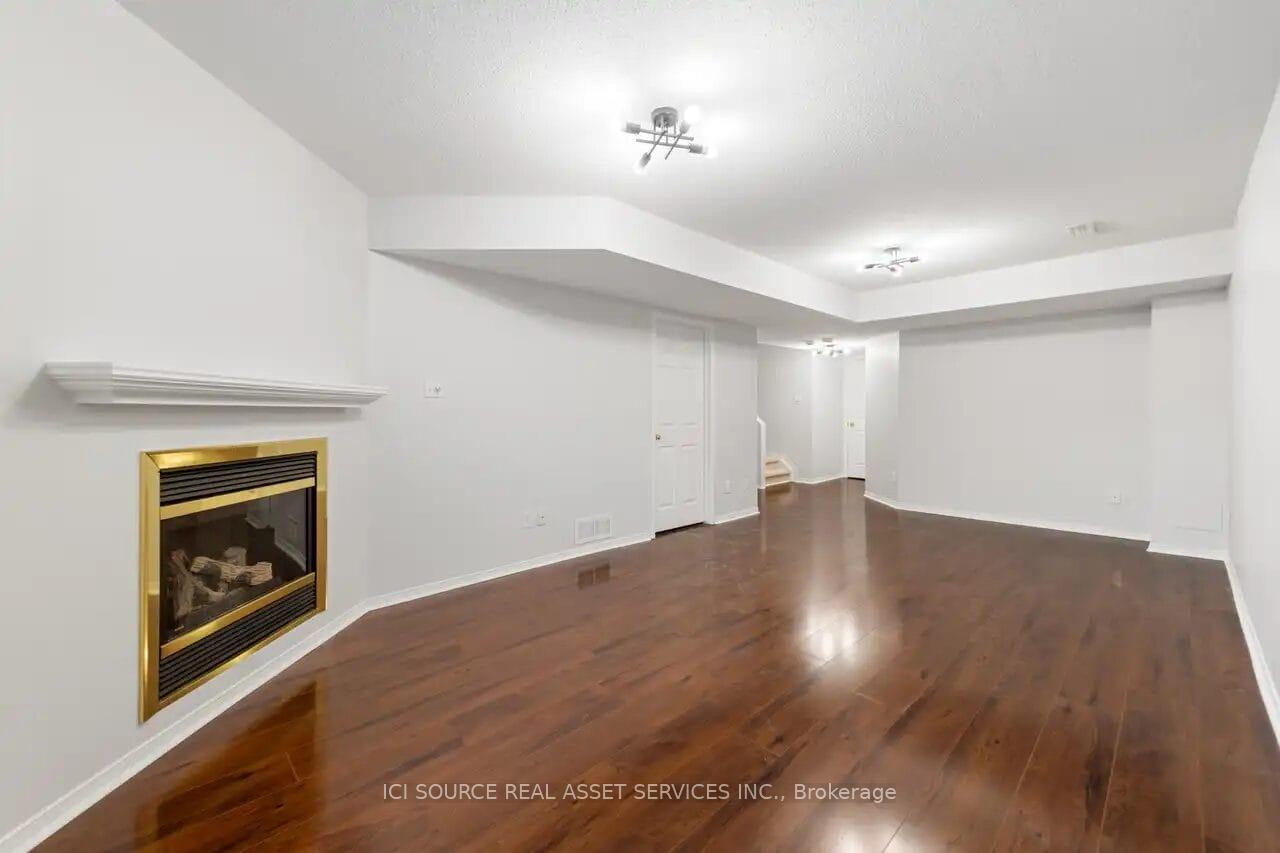 Photo 22 of 239 Meadowbreeze Drive, Ottawa, Kanata - Emerald Meadows/Trailwest — HOMEH