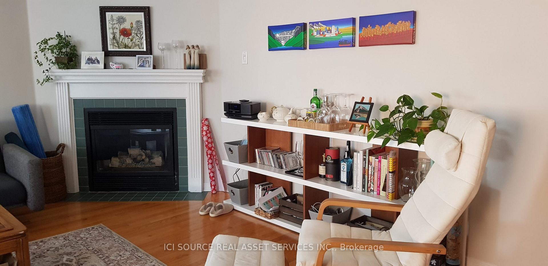 Photo 5 of 2 Thorburn Private, Ottawa, Lower Town — HOMEH