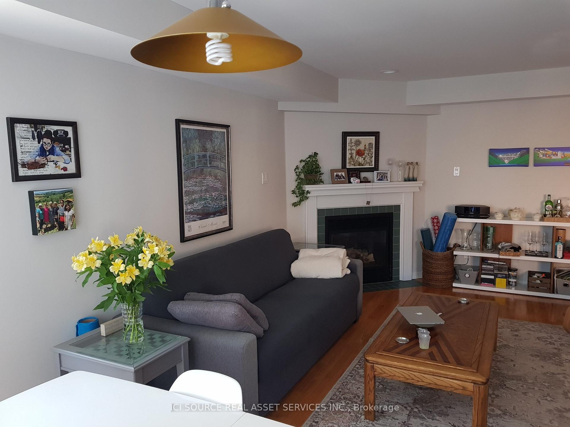 Photo 8 of 2 Thorburn Private, Ottawa, Lower Town — HOMEH