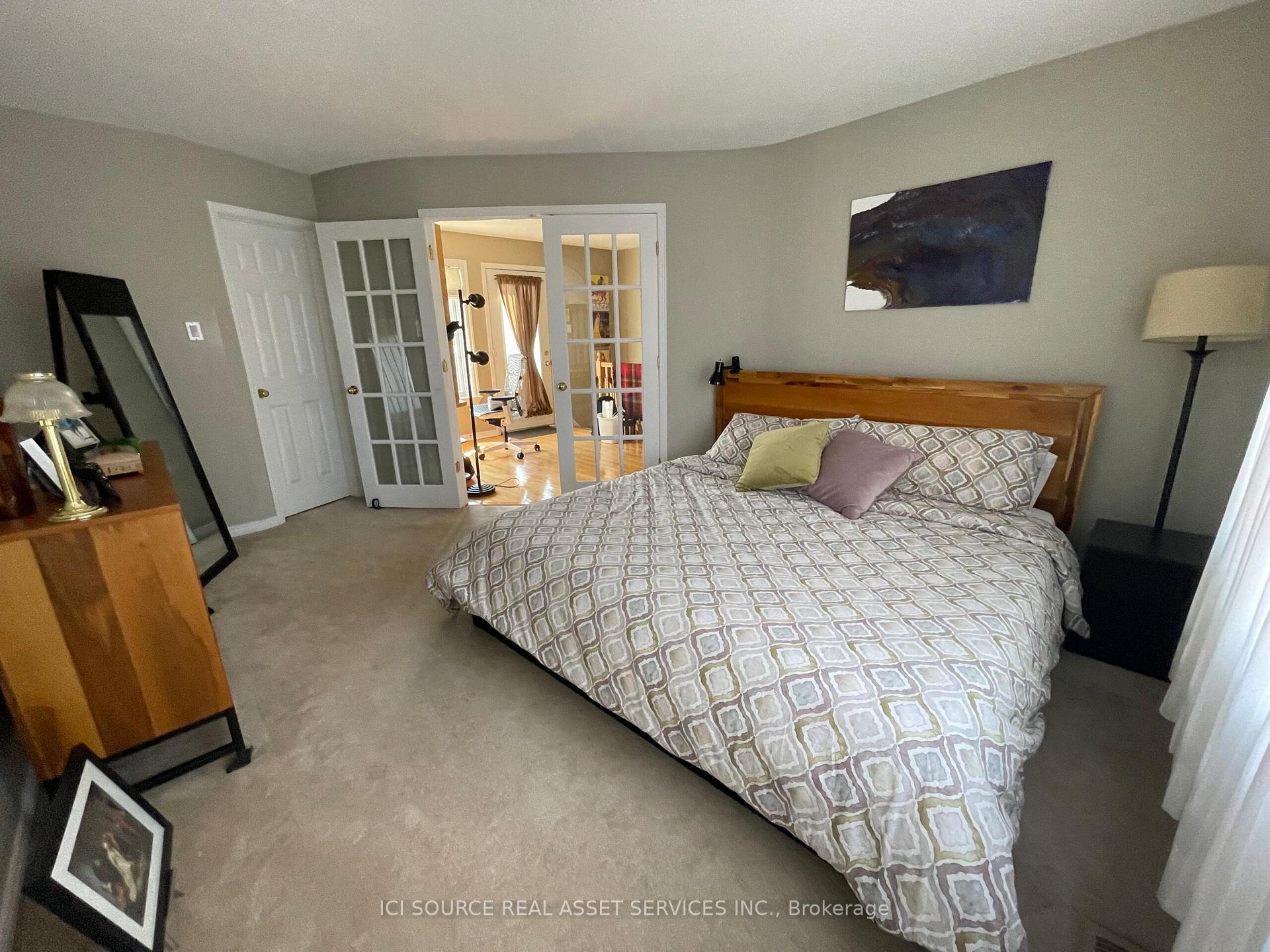 Photo 11 of 2 Thorburn Private, Ottawa, Lower Town — HOMEH