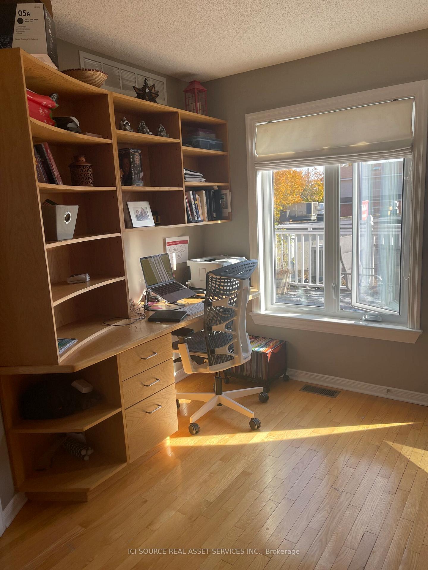 Photo 12 of 2 Thorburn Private, Ottawa, Lower Town — HOMEH